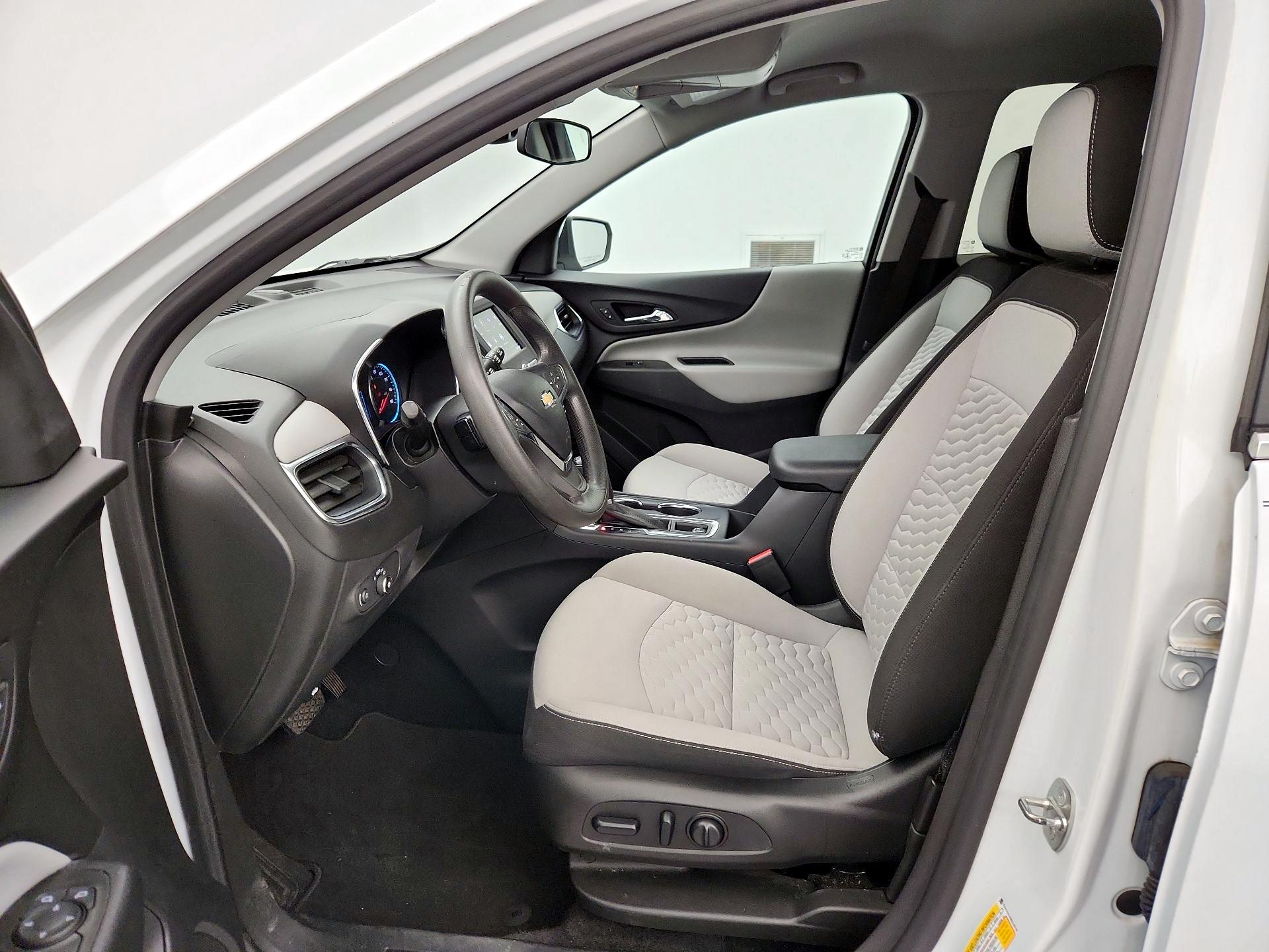 Thumbnail: 2021 Chevrolet Equinox - 11