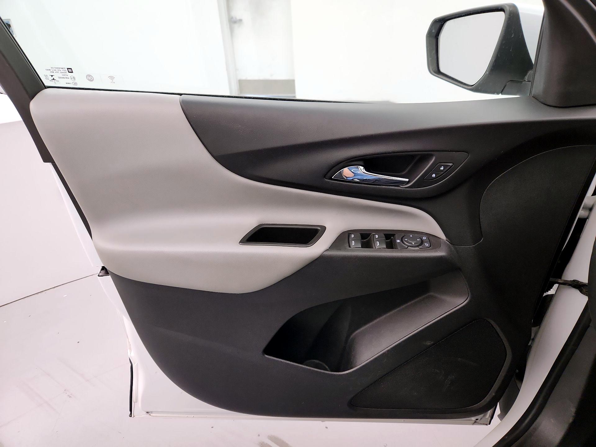 Thumbnail: 2021 Chevrolet Equinox - 12