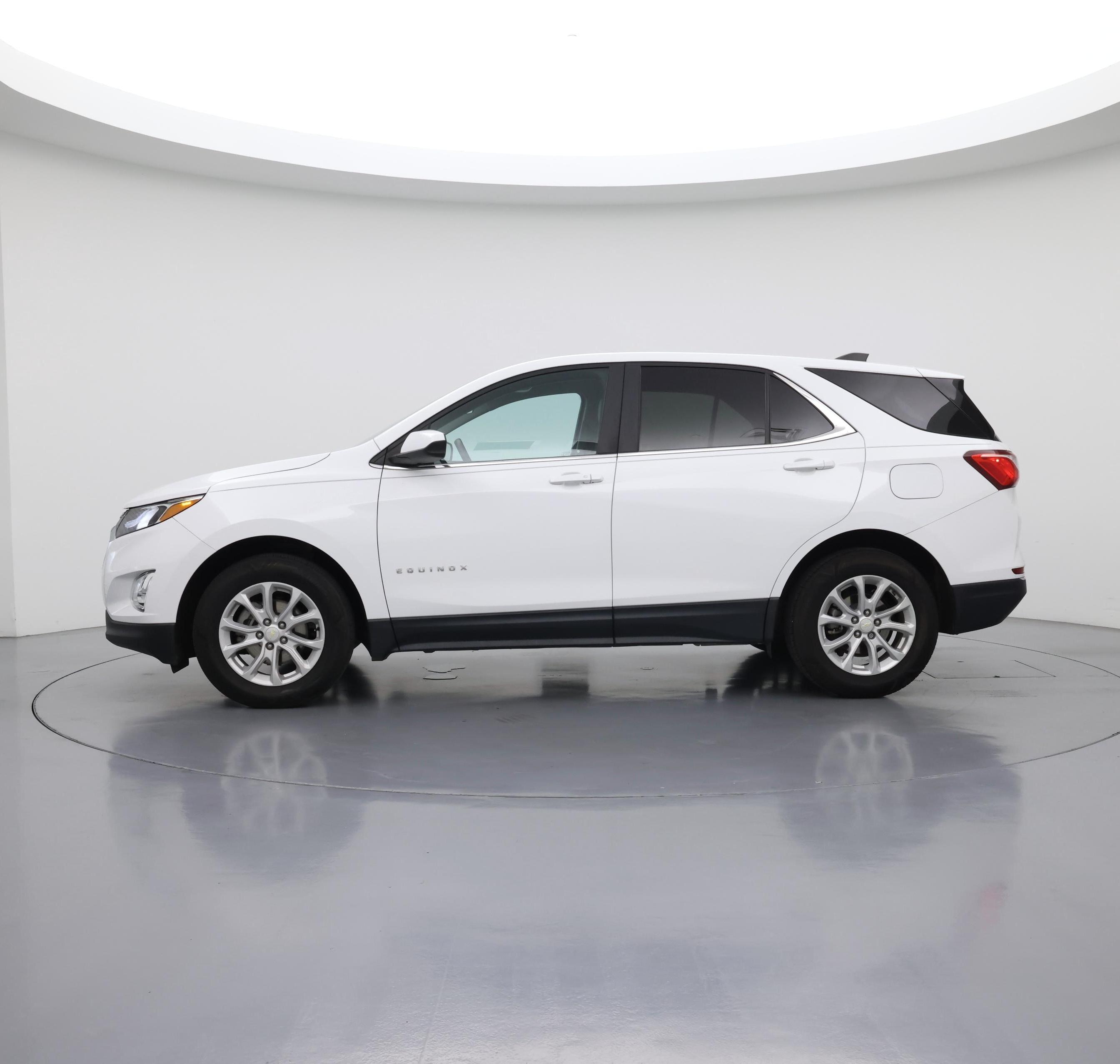 Thumbnail: 2021 Chevrolet Equinox - 3