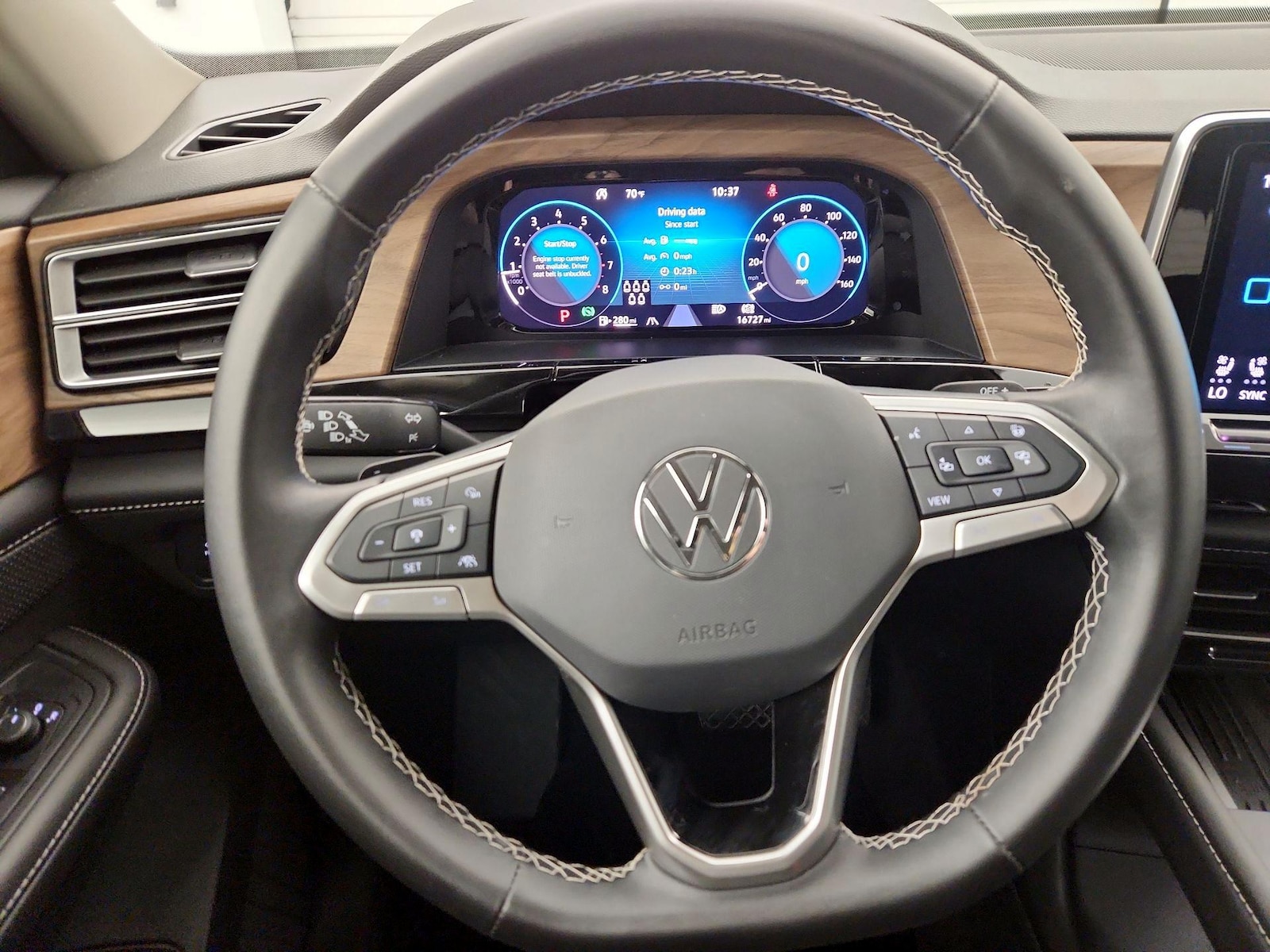 2025 Volkswagen Atlas SE - Photo 11