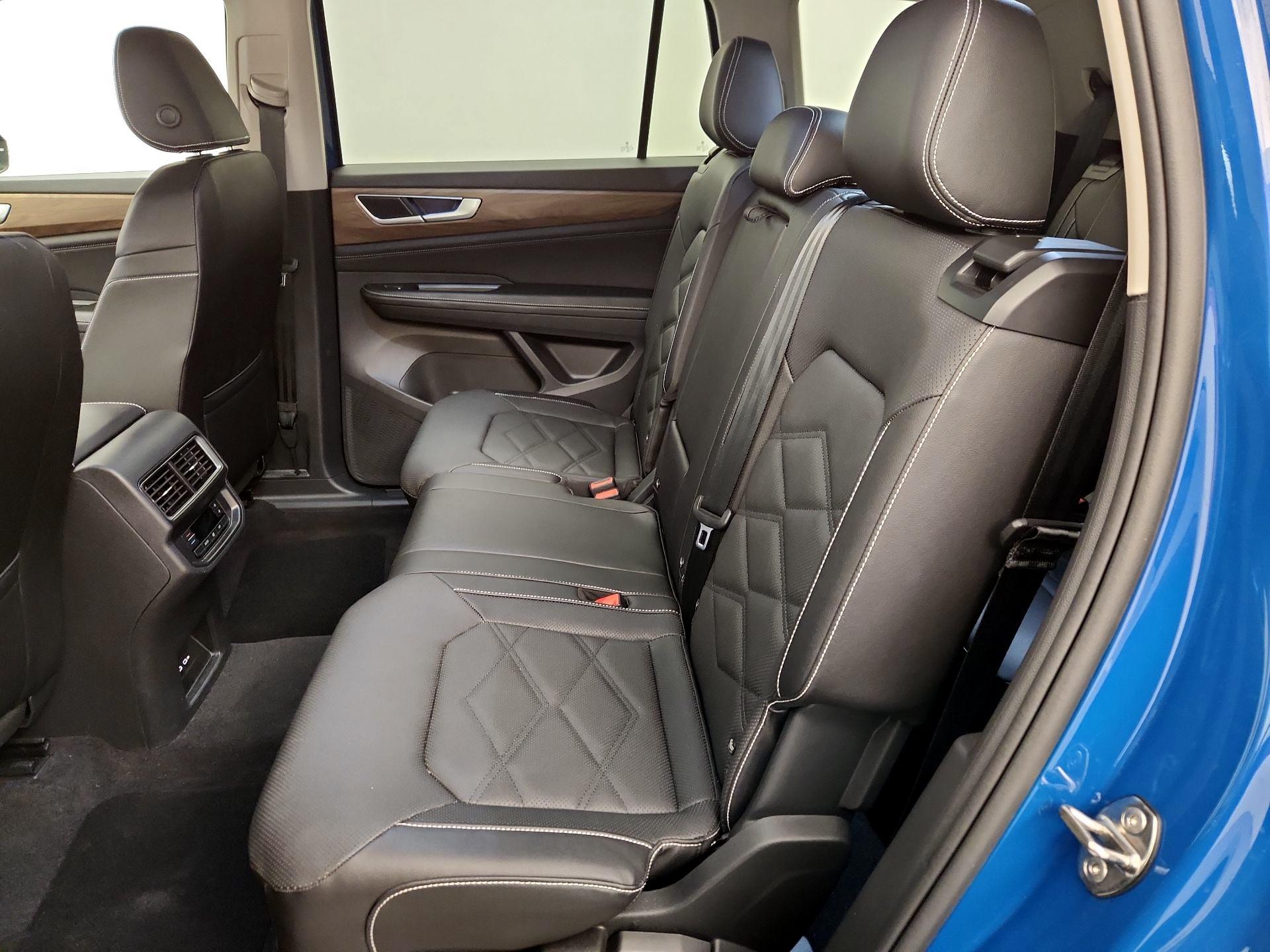 Thumbnail: 2025 Volkswagen Atlas - 19