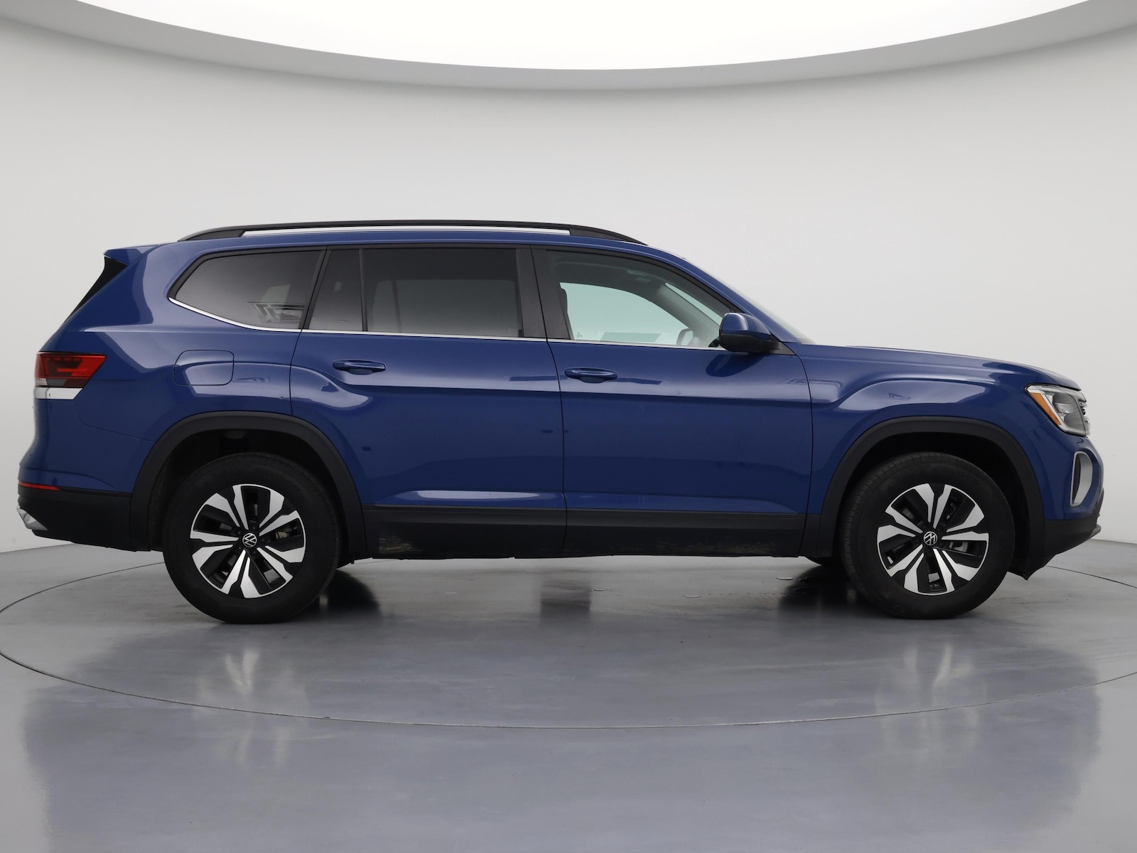 2025 Volkswagen Atlas SE - Photo 8