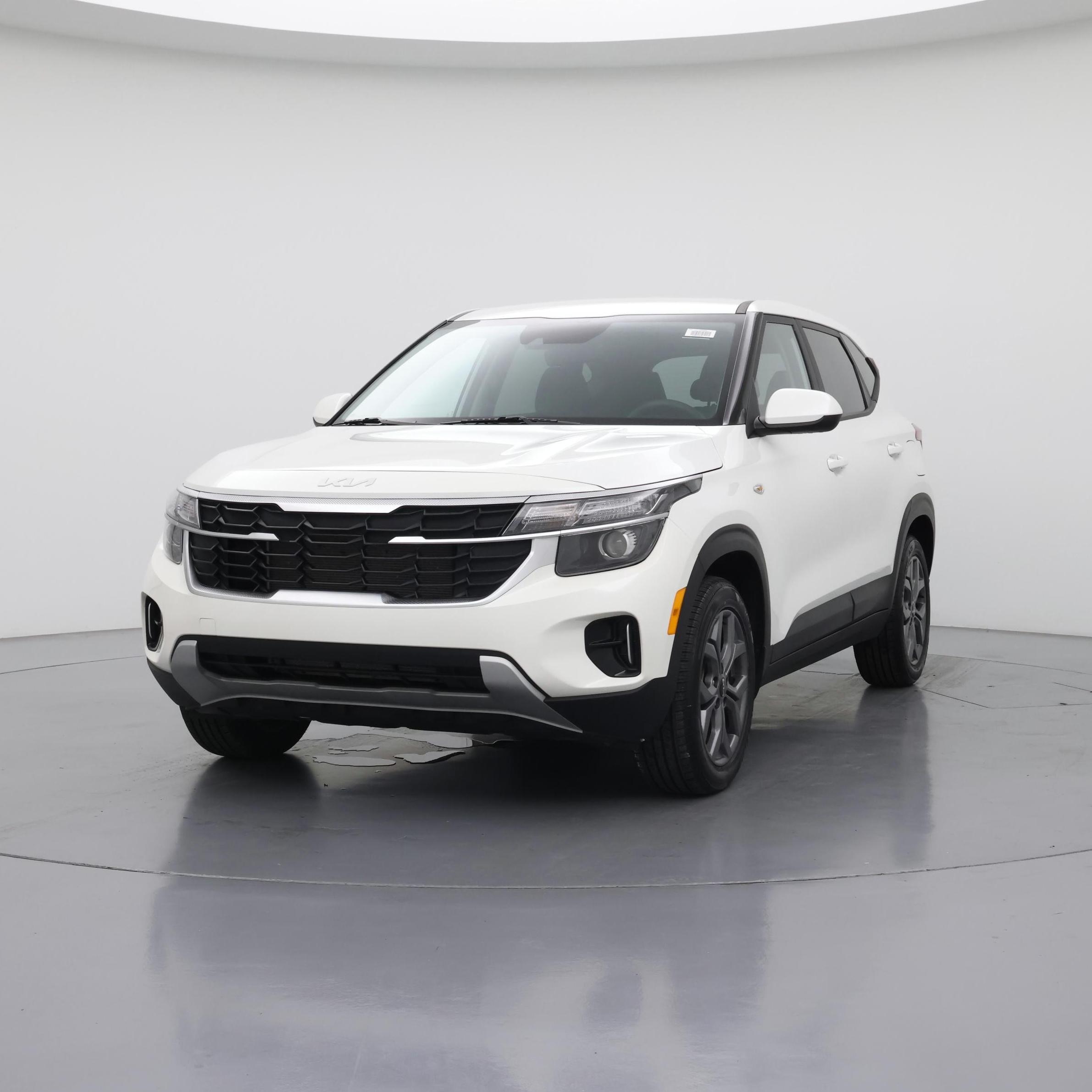 Thumbnail: 2024 Kia Seltos - 4