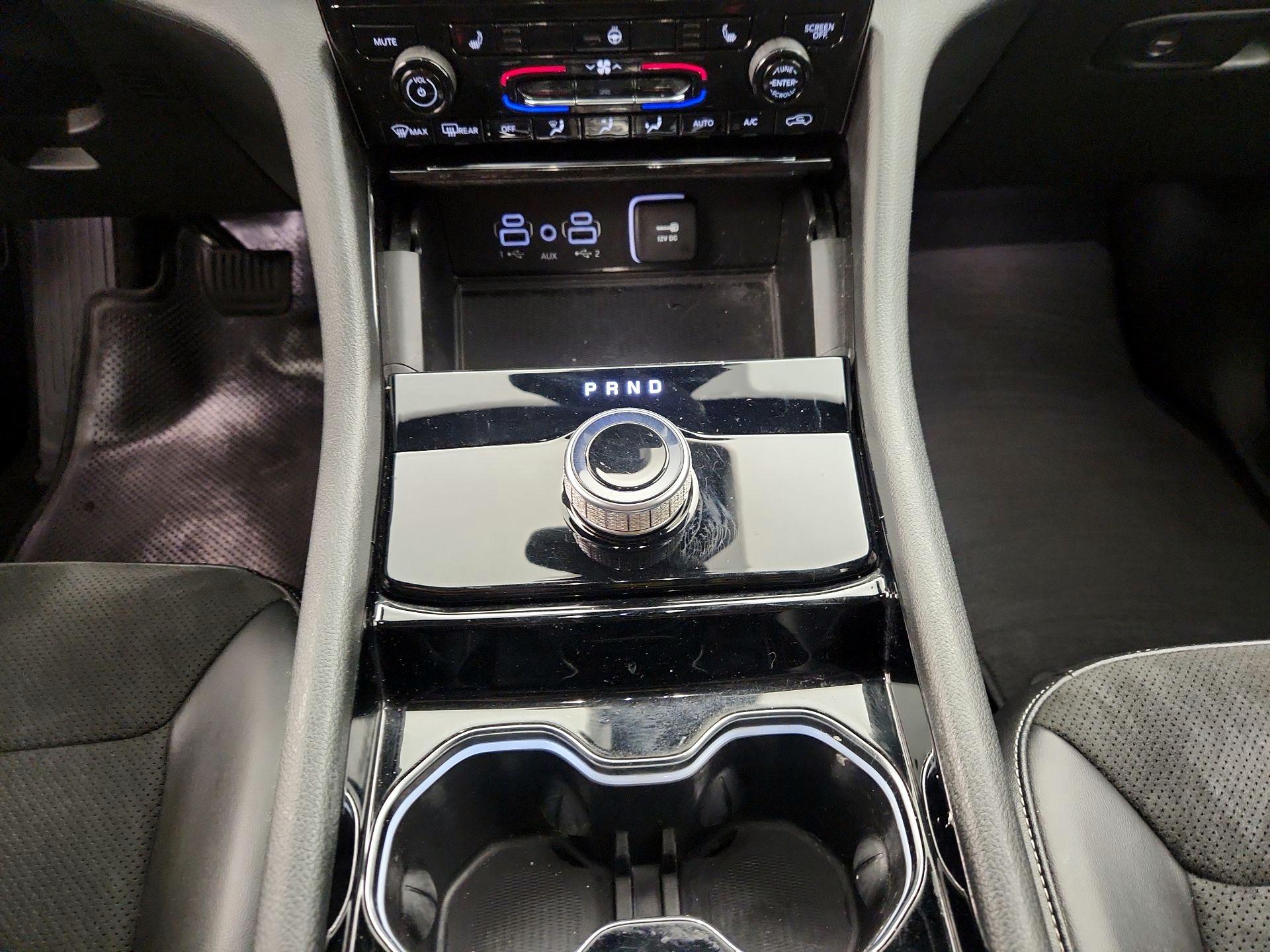 Thumbnail: 2023 Jeep Grand Cherokee - 17