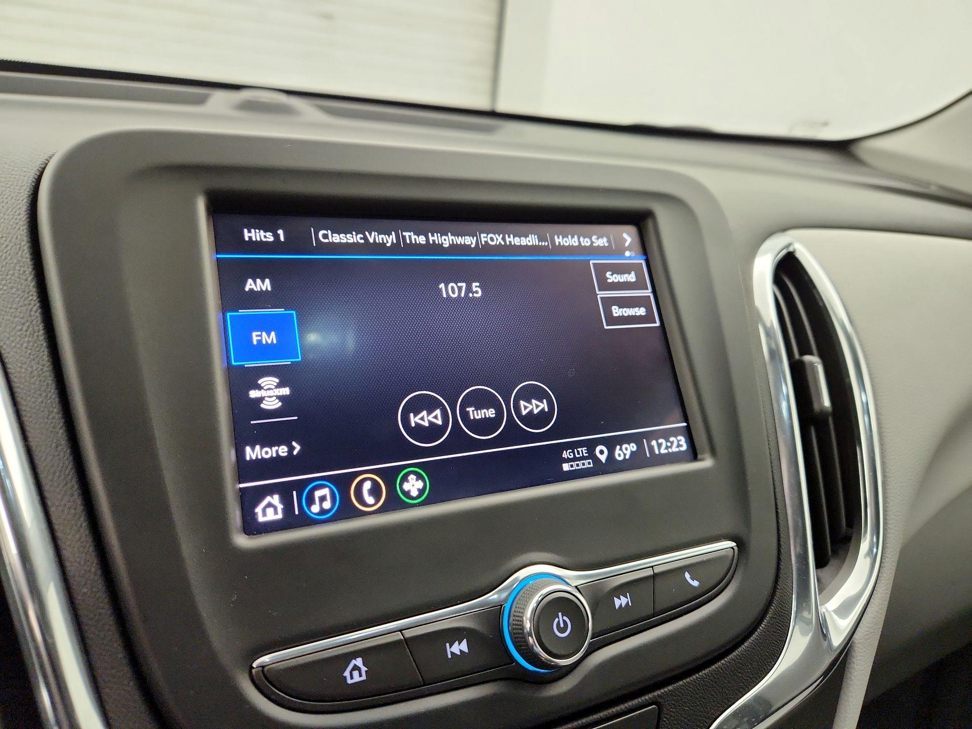 Thumbnail: 2023 Chevrolet Equinox - 15