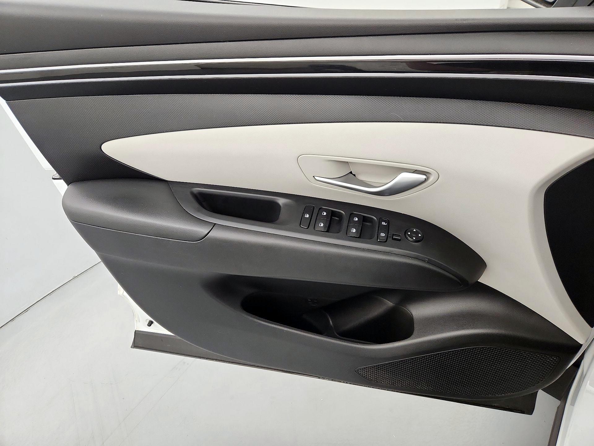 Thumbnail: 2023 Hyundai Tucson - 12