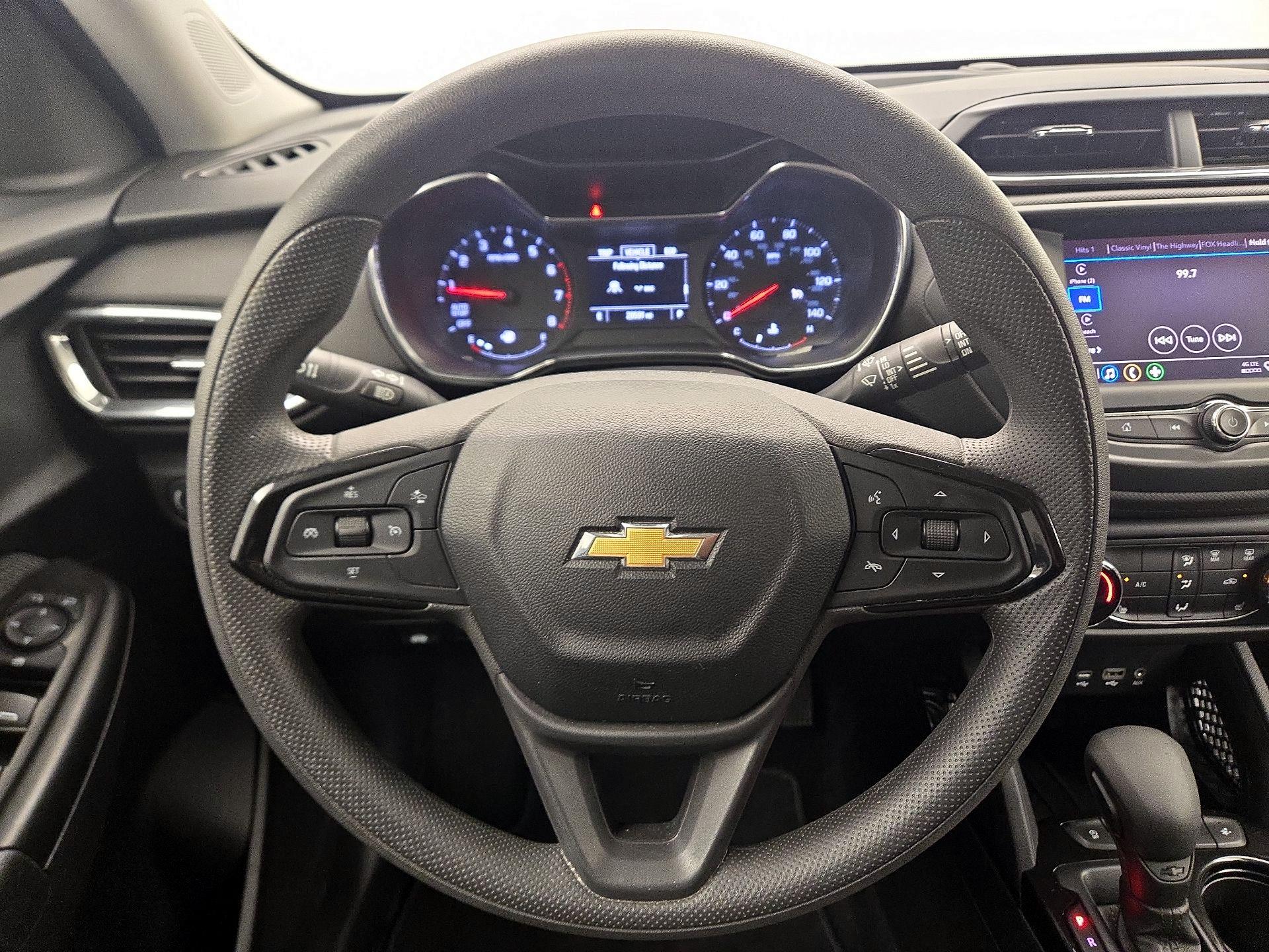 Thumbnail: 2022 Chevrolet TrailBlazer - 10