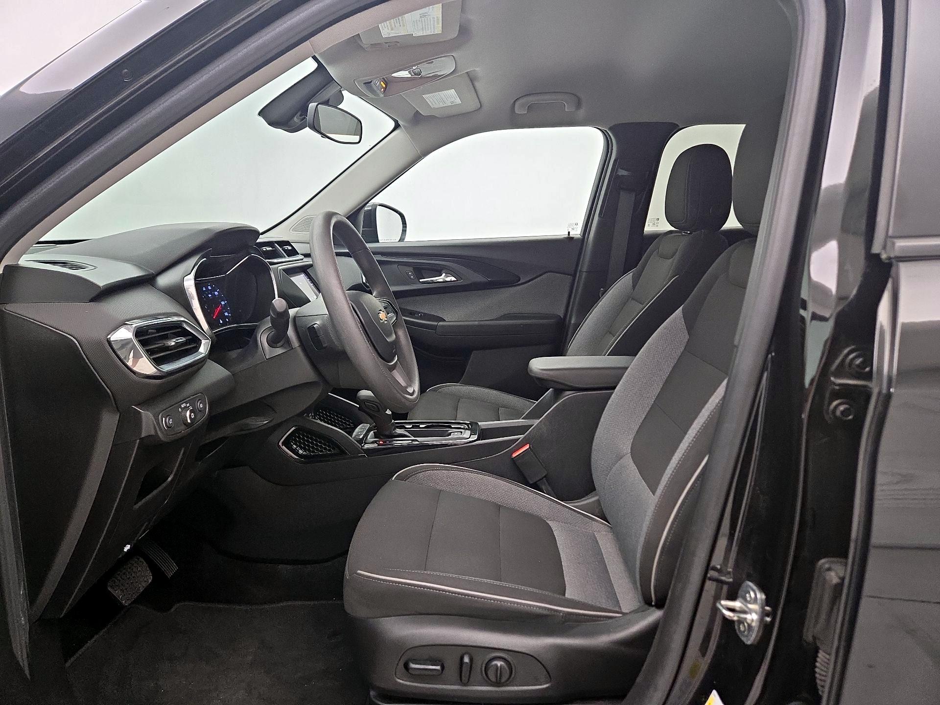 Thumbnail: 2022 Chevrolet TrailBlazer - 11