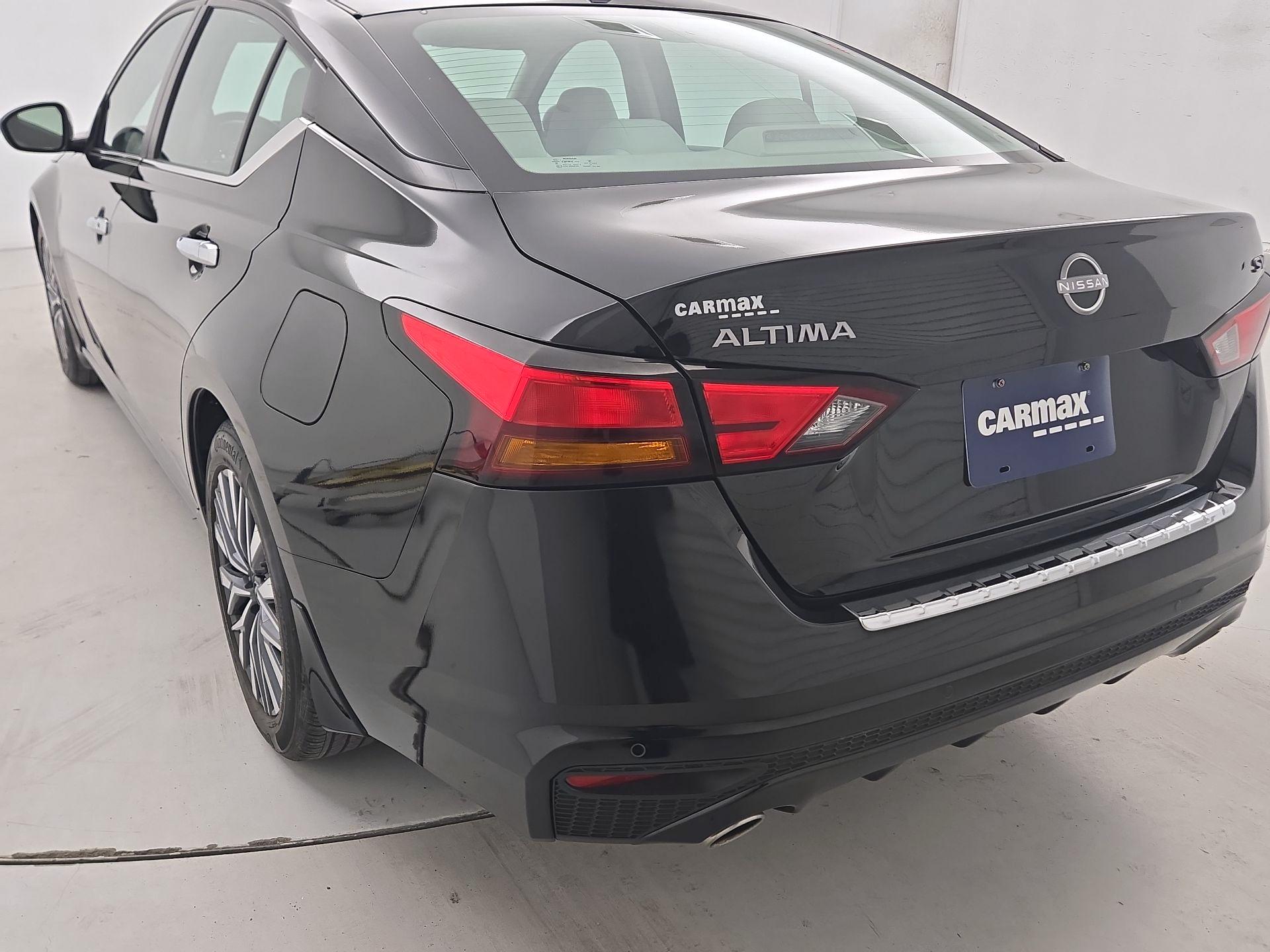 Thumbnail: 2023 Nissan Altima - 7