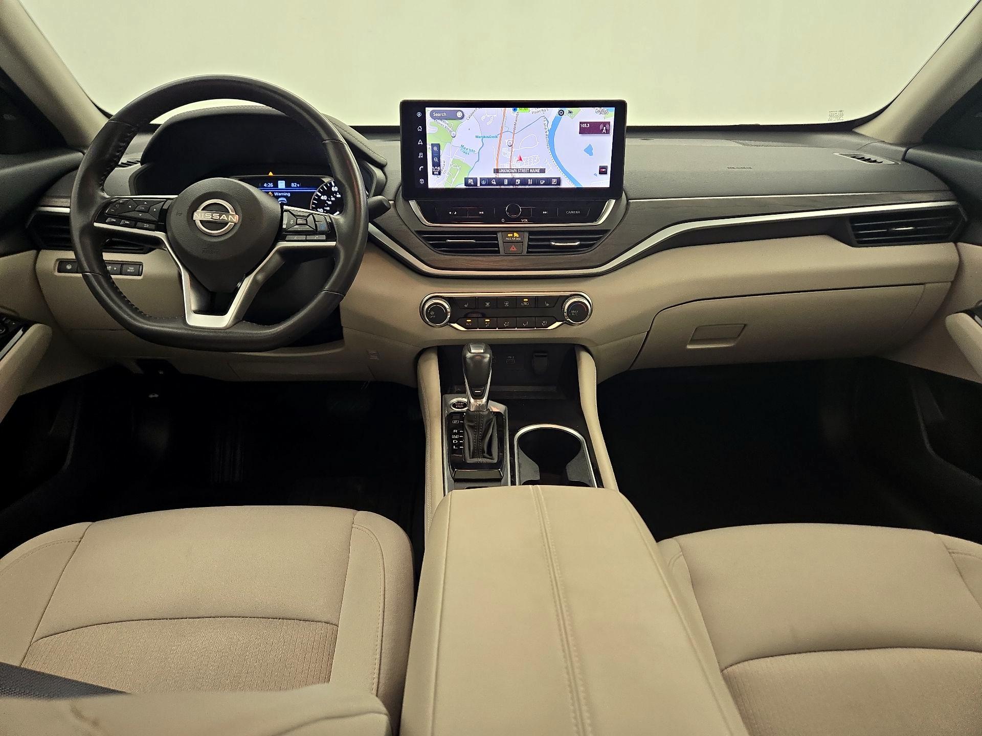 Thumbnail: 2023 Nissan Altima - 8