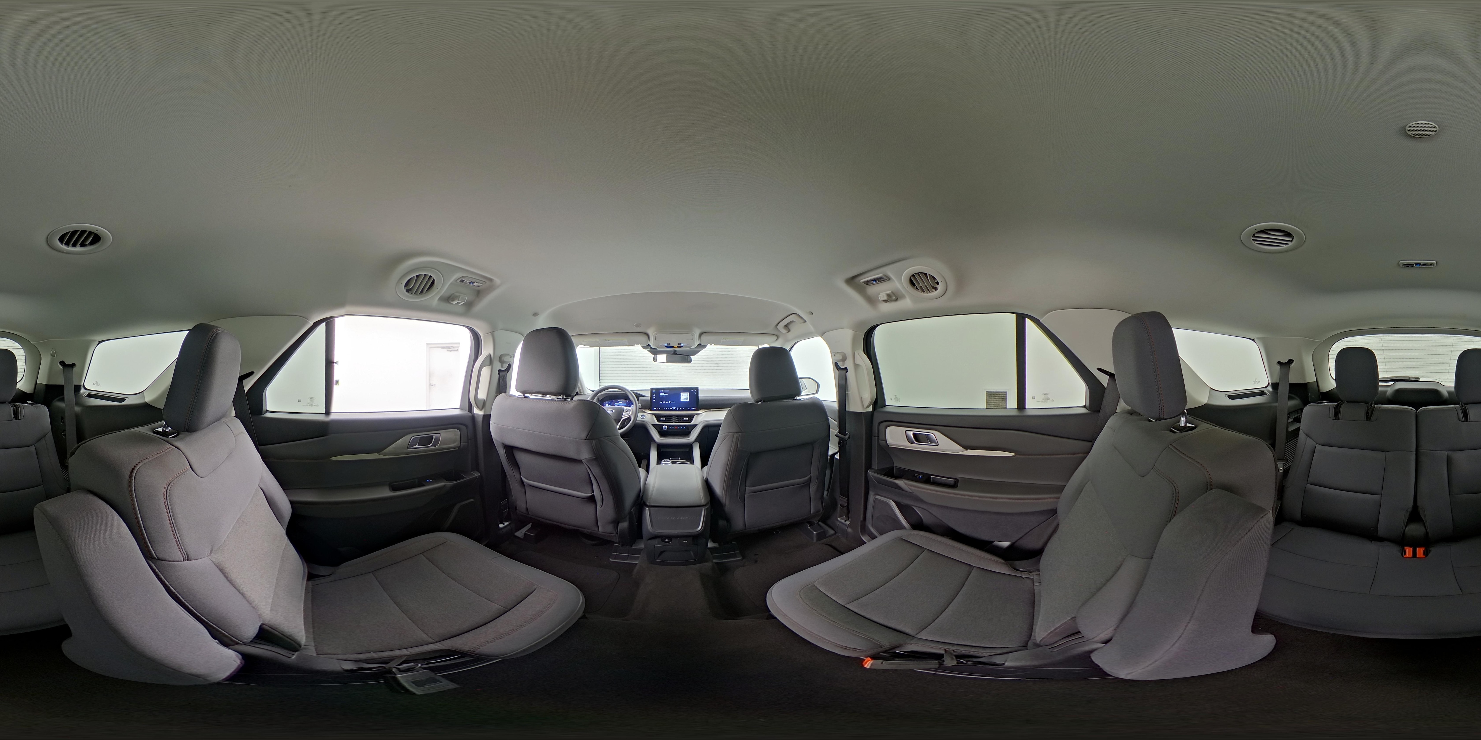 2025 Ford Explorer Active - Photo 26