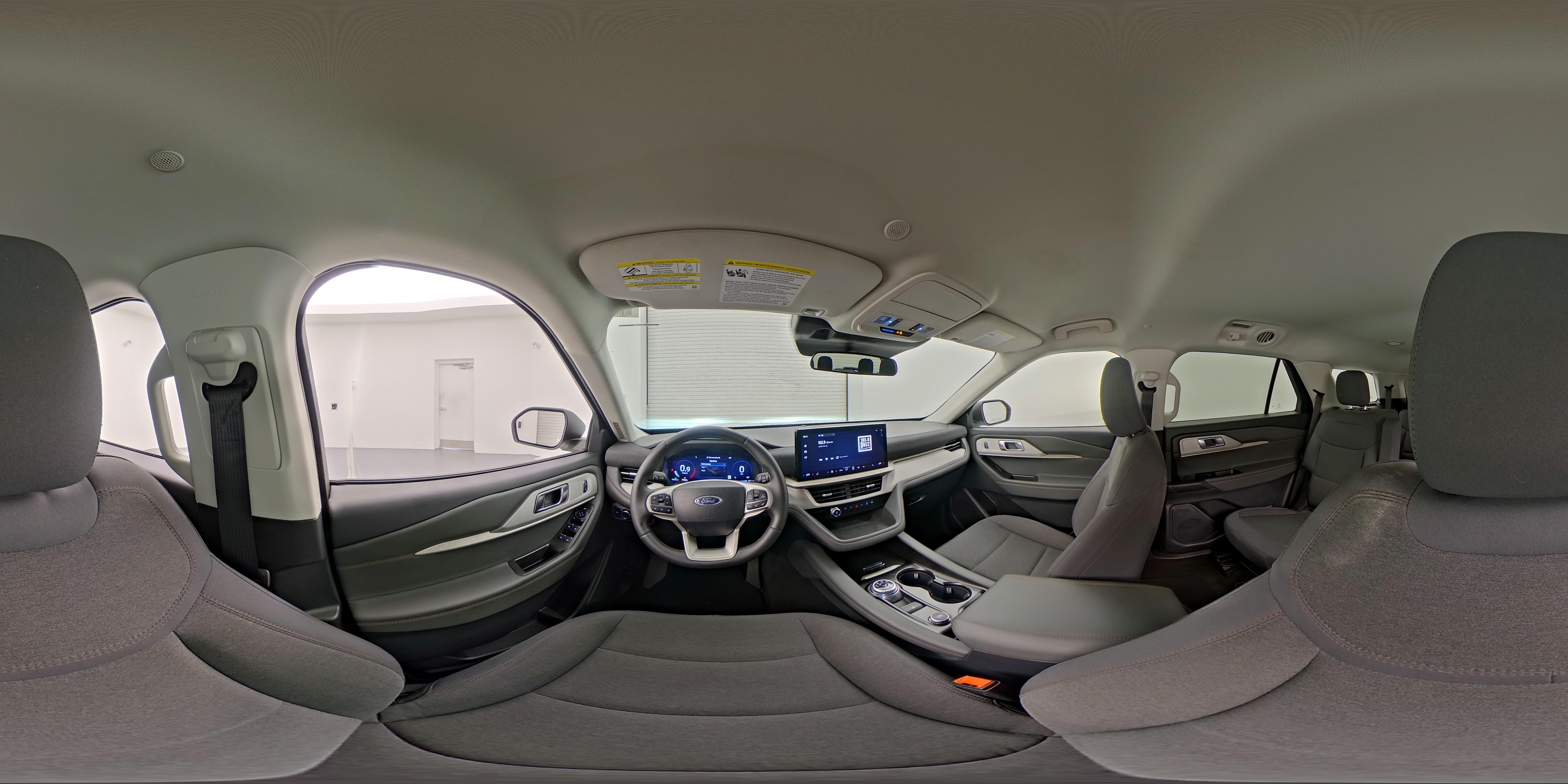 2025 Ford Explorer Active - Photo 27