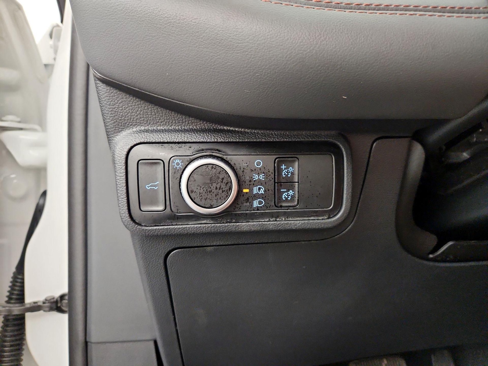 2025 Ford Explorer Active - Photo 14