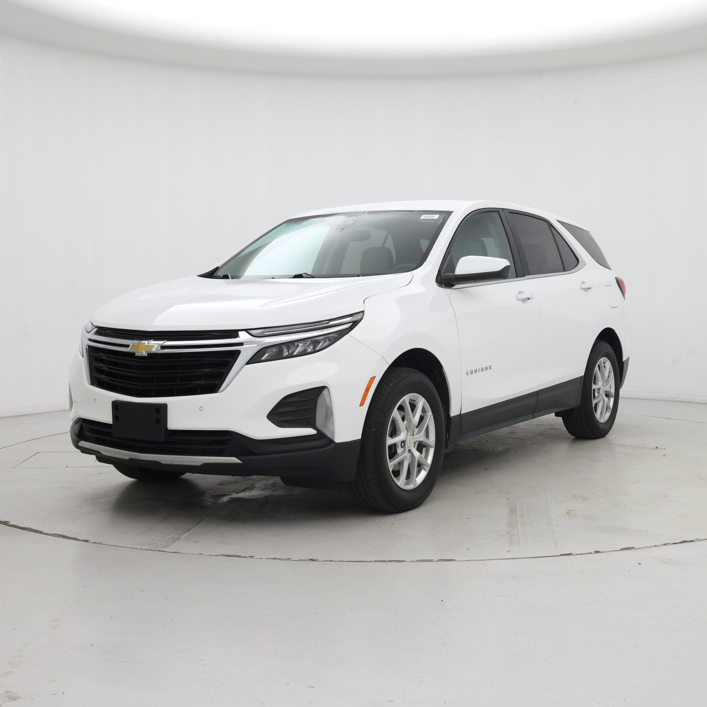 Thumbnail: 2022 Chevrolet Equinox - 4