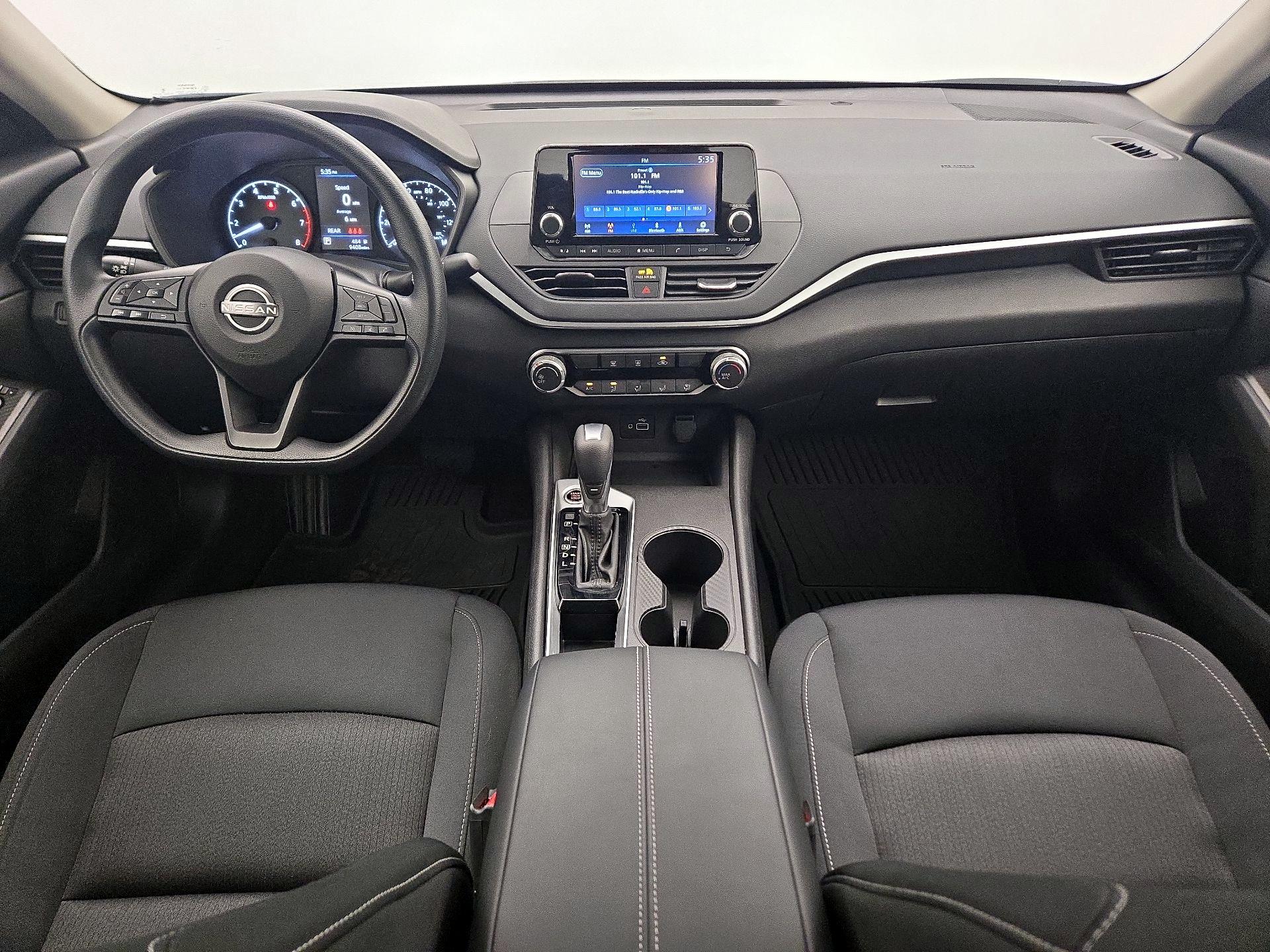 Thumbnail: 2023 Nissan Altima - 9