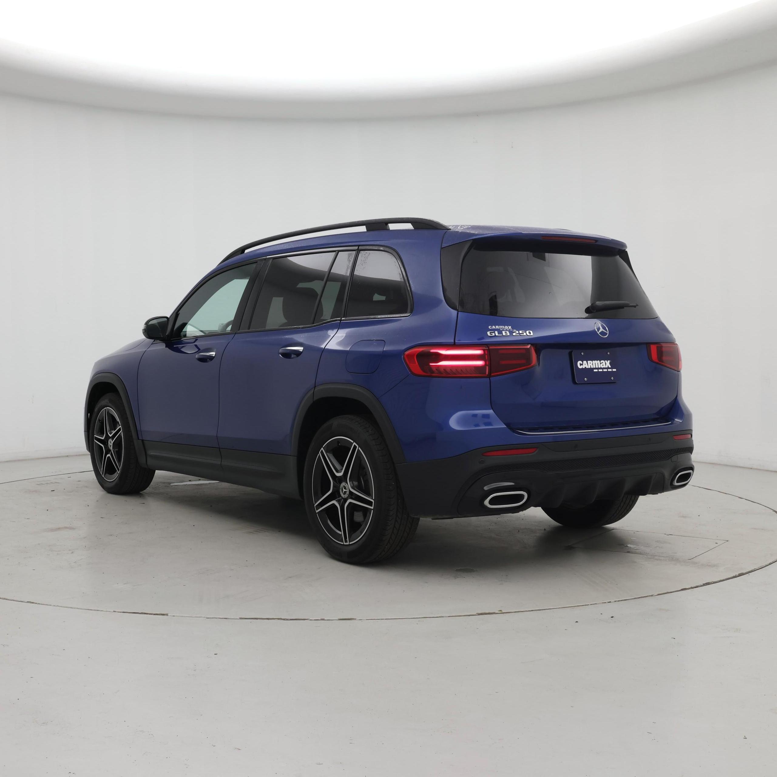 Thumbnail: 2024 Mercedes-Benz GLB - 2