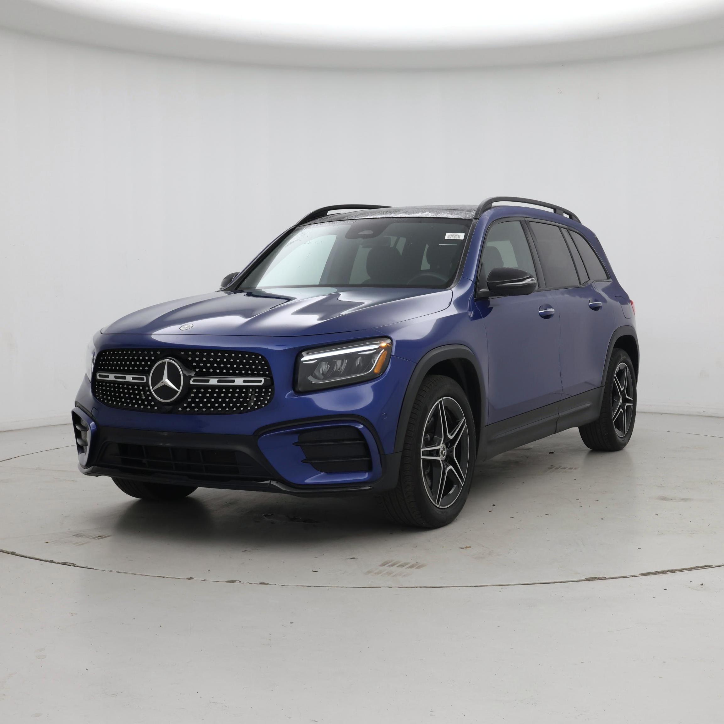 Thumbnail: 2024 Mercedes-Benz GLB - 4
