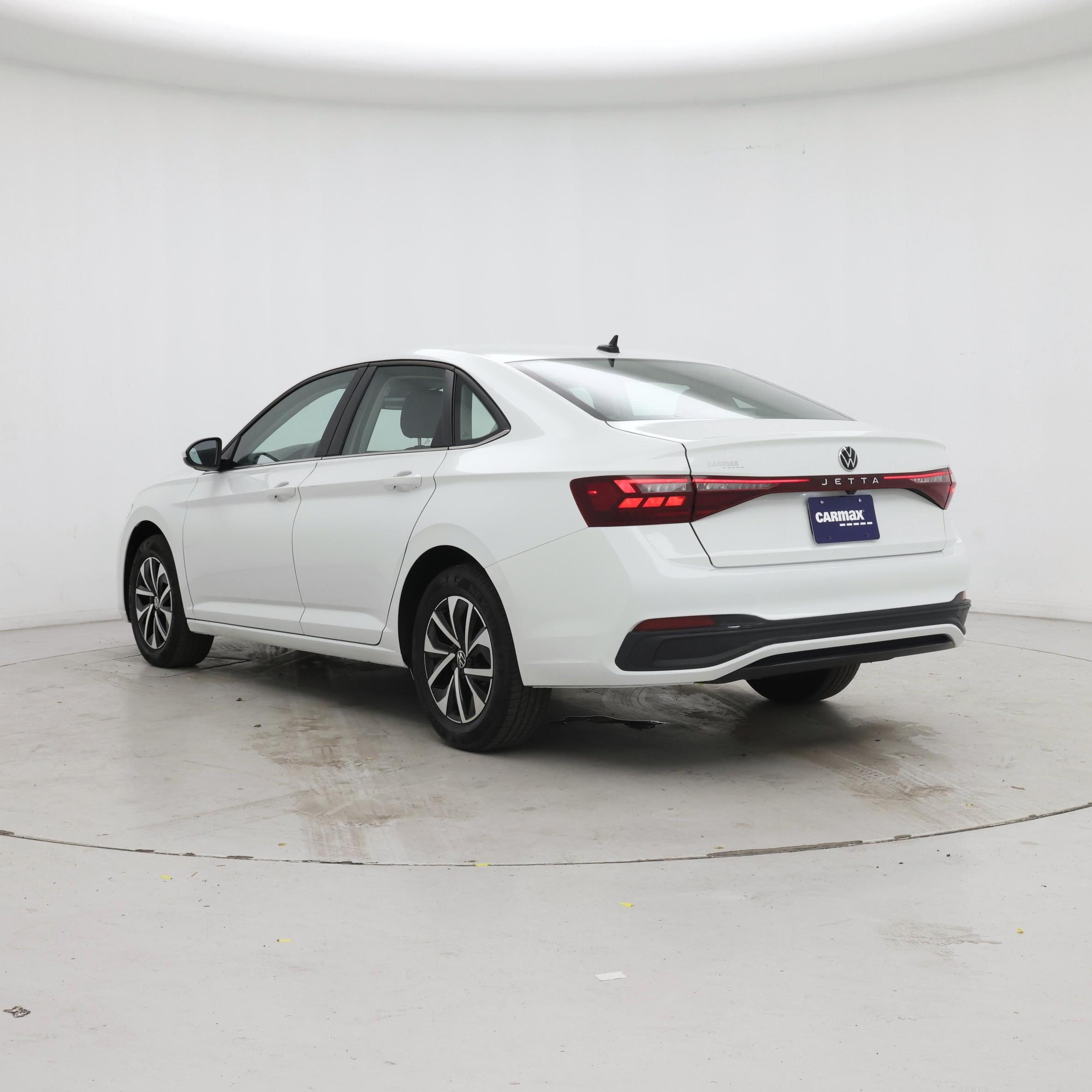 Thumbnail: 2025 Volkswagen Jetta - 2