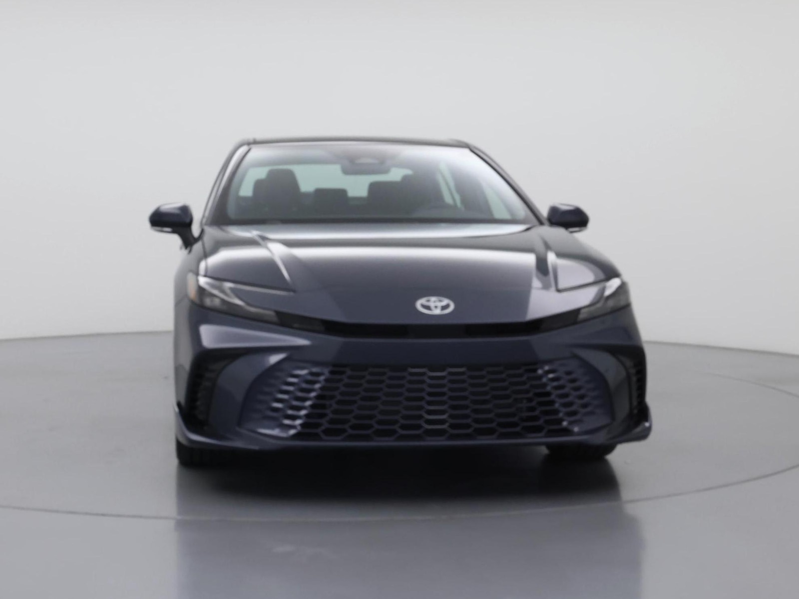 2026 Toyota Camry XSE - Photo 6