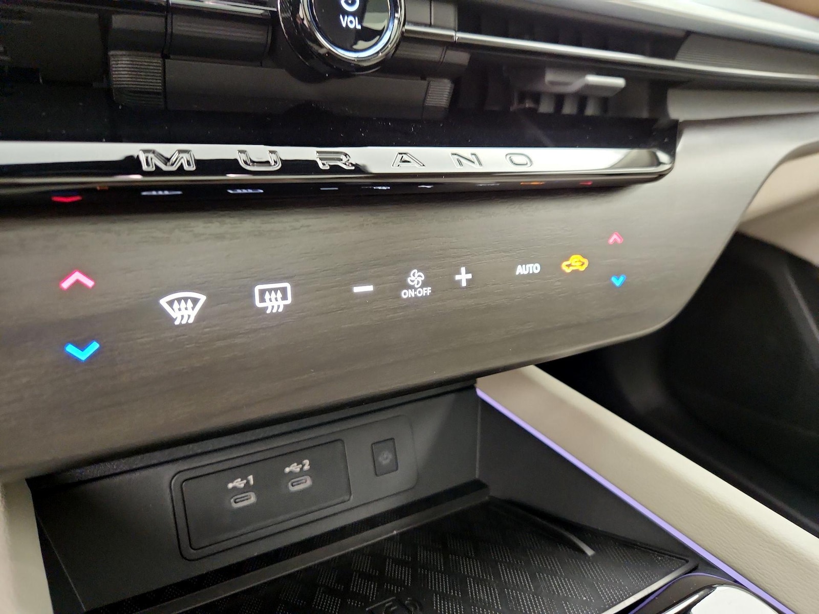 2025 Nissan Murano Platinum - Photo 17