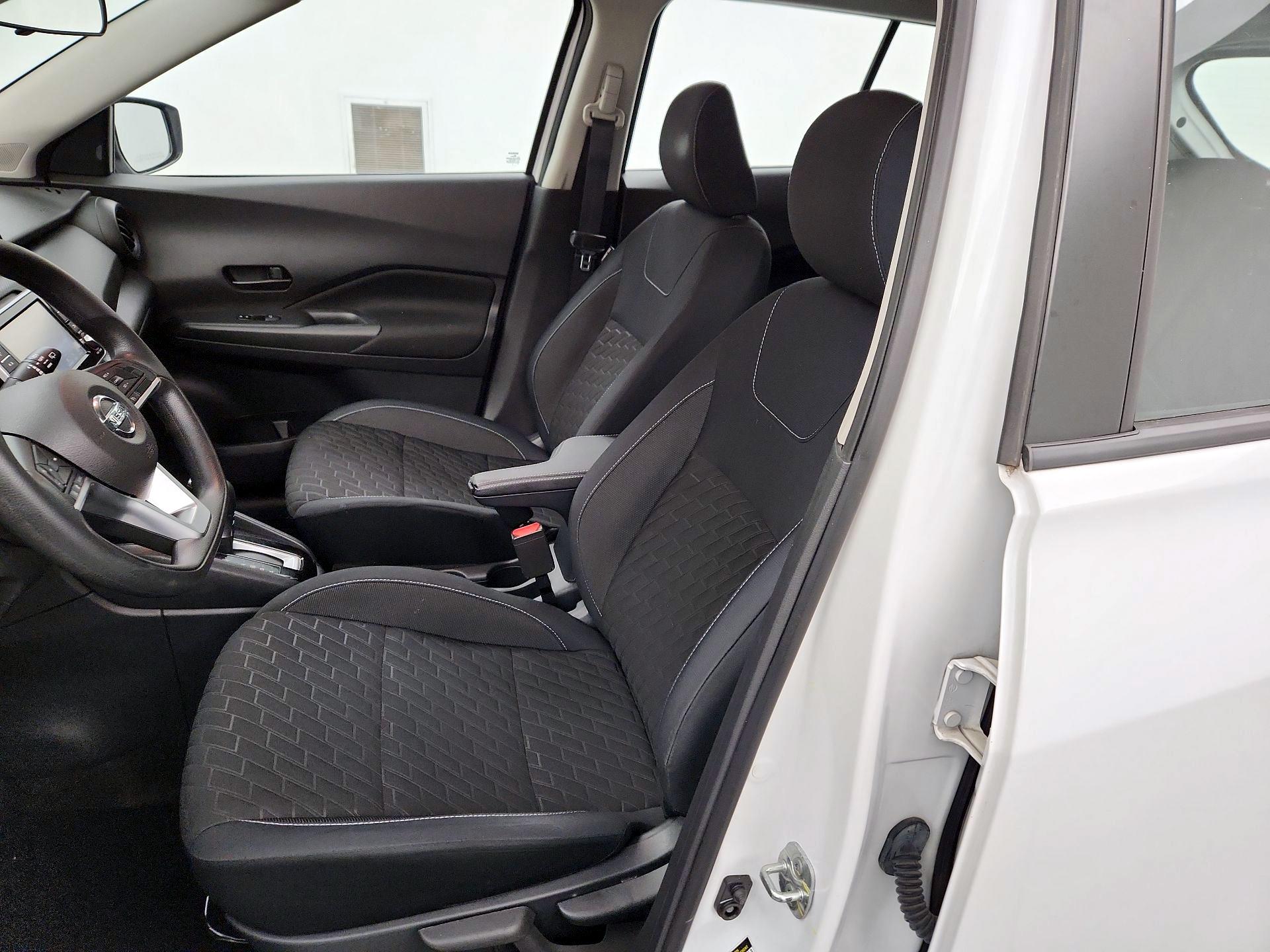 Thumbnail: 2021 Nissan Kicks - 11