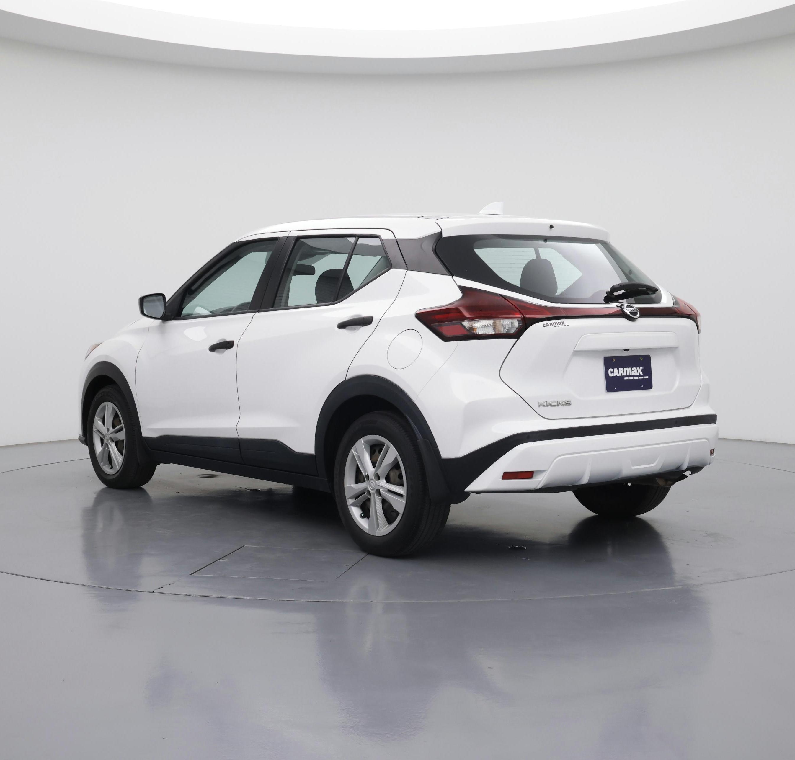 Thumbnail: 2021 Nissan Kicks - 2