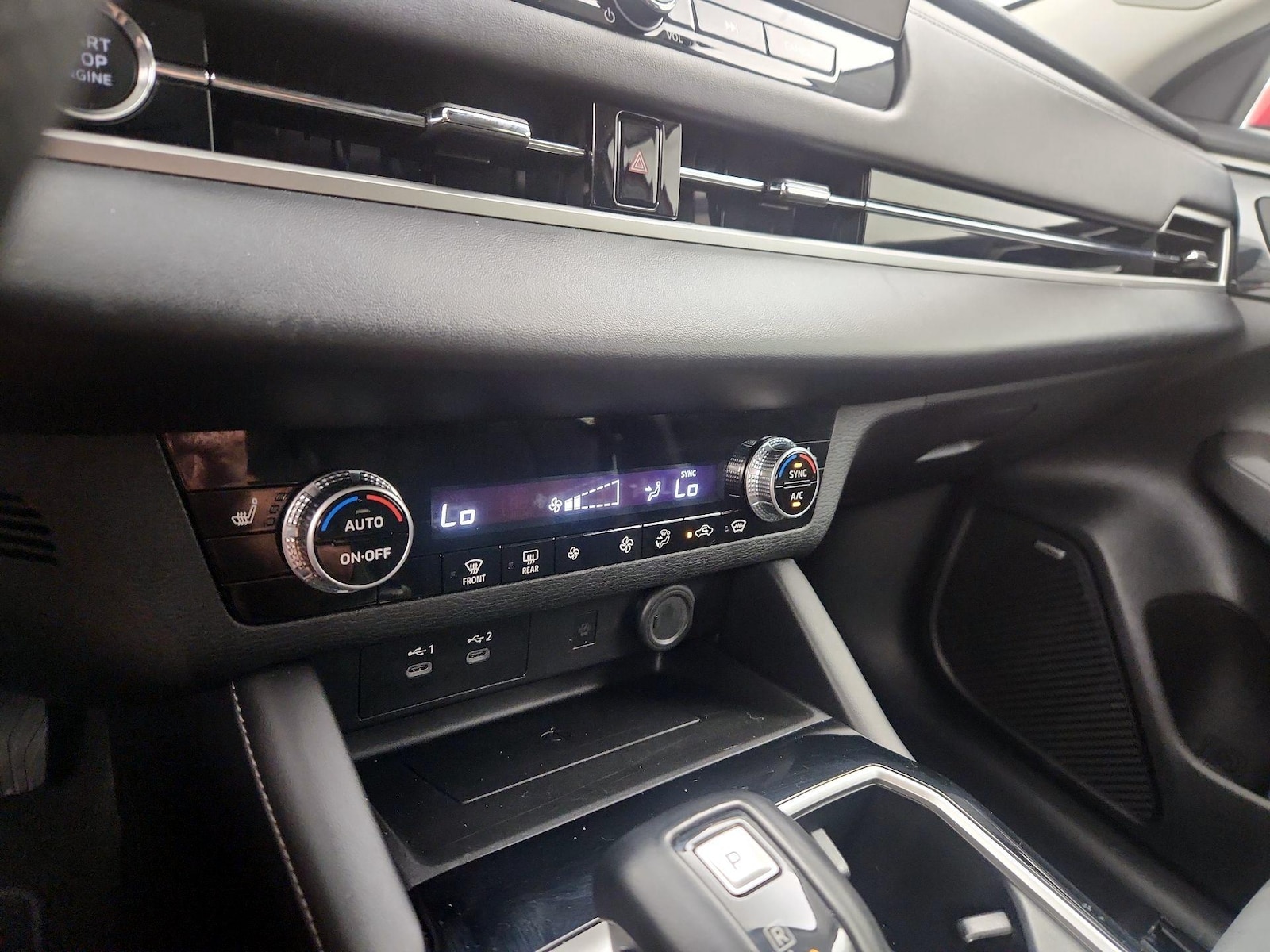 2025 Mitsubishi Outlander SE - Photo 17