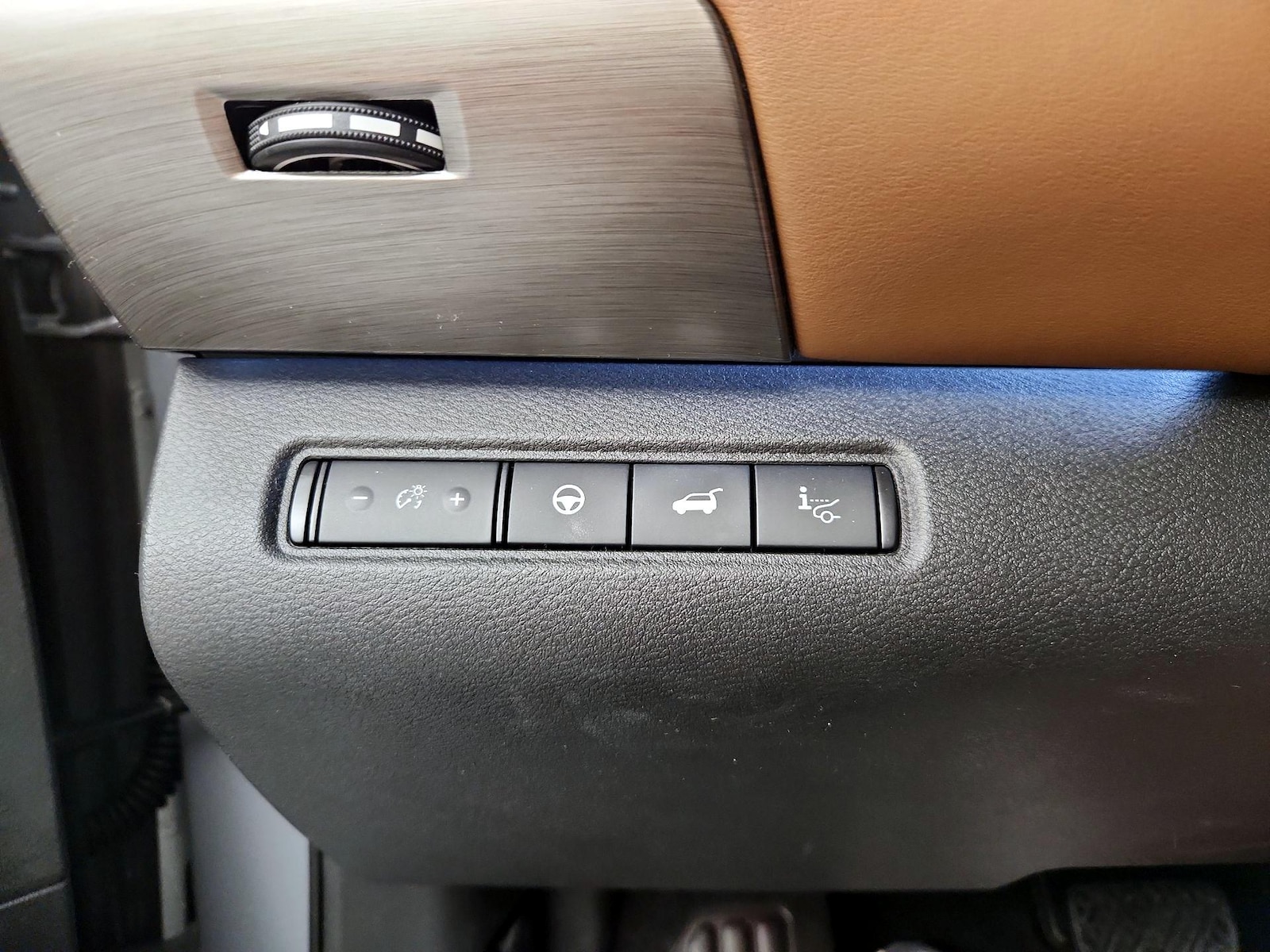2025 Nissan Pathfinder Platinum - Photo 14