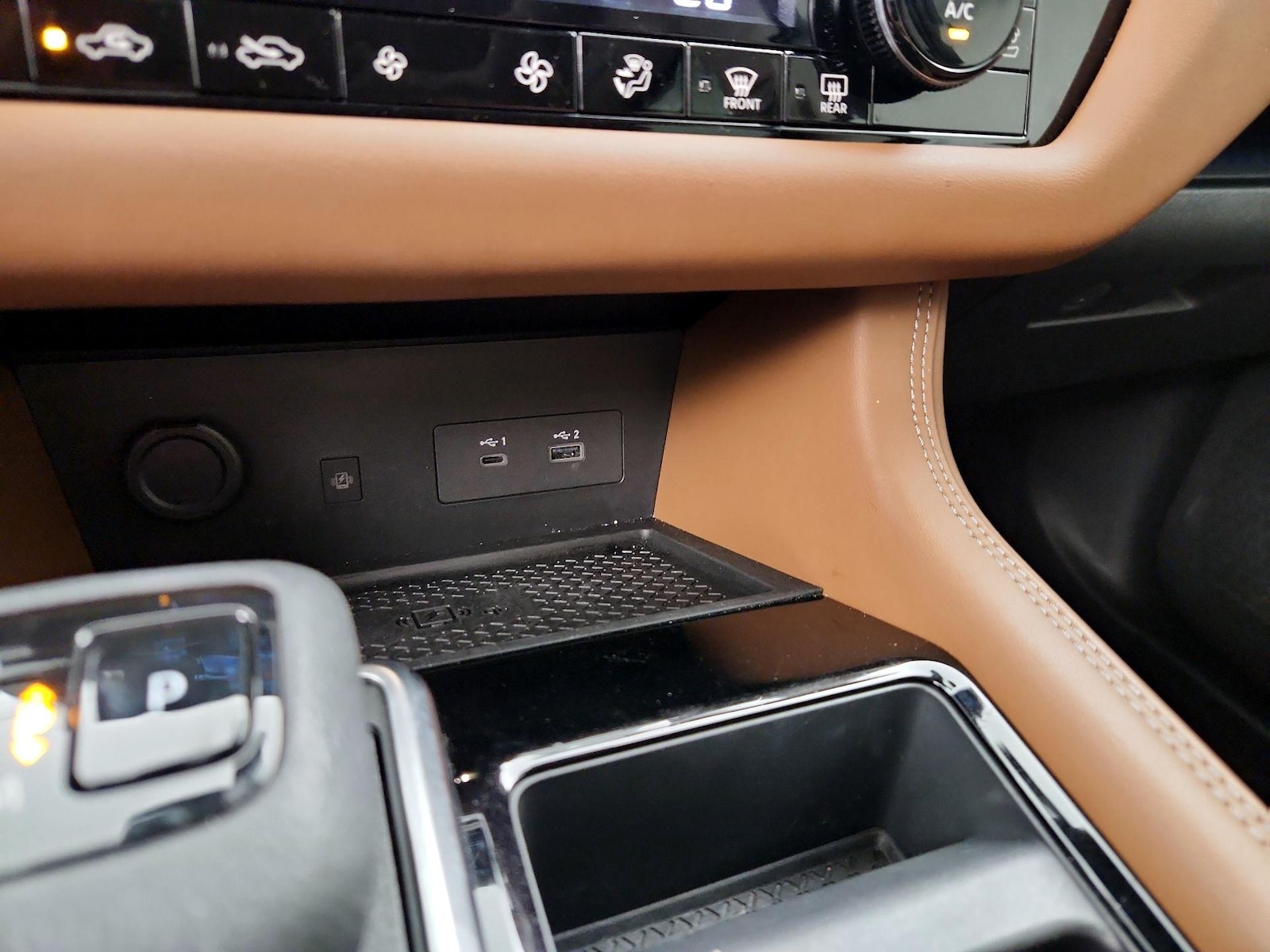 2025 Nissan Pathfinder Platinum - Photo 19