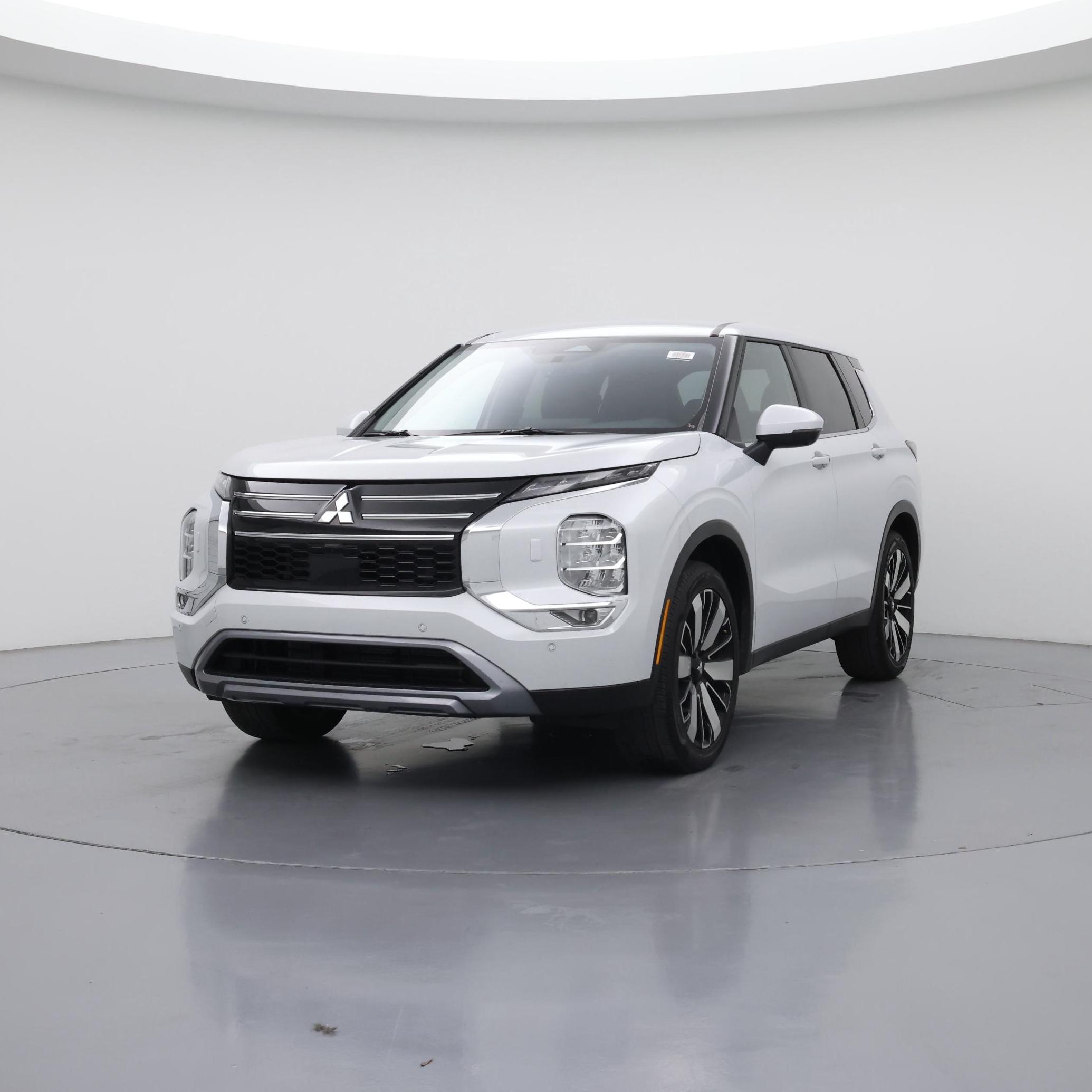 Thumbnail: 2025 Mitsubishi Outlander - 4