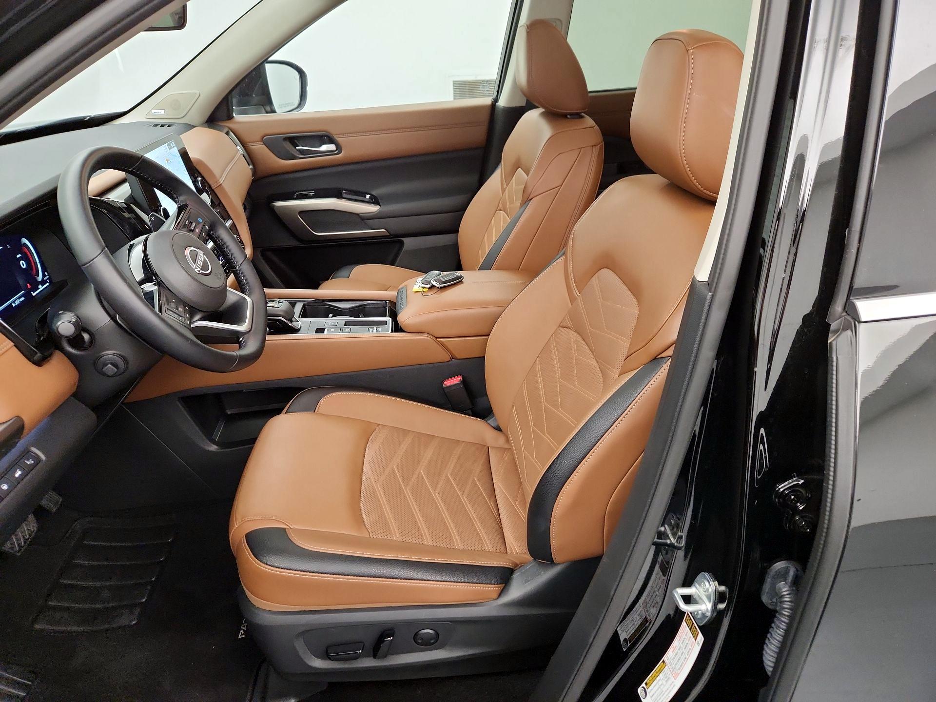 Thumbnail: 2025 Nissan Pathfinder - 11