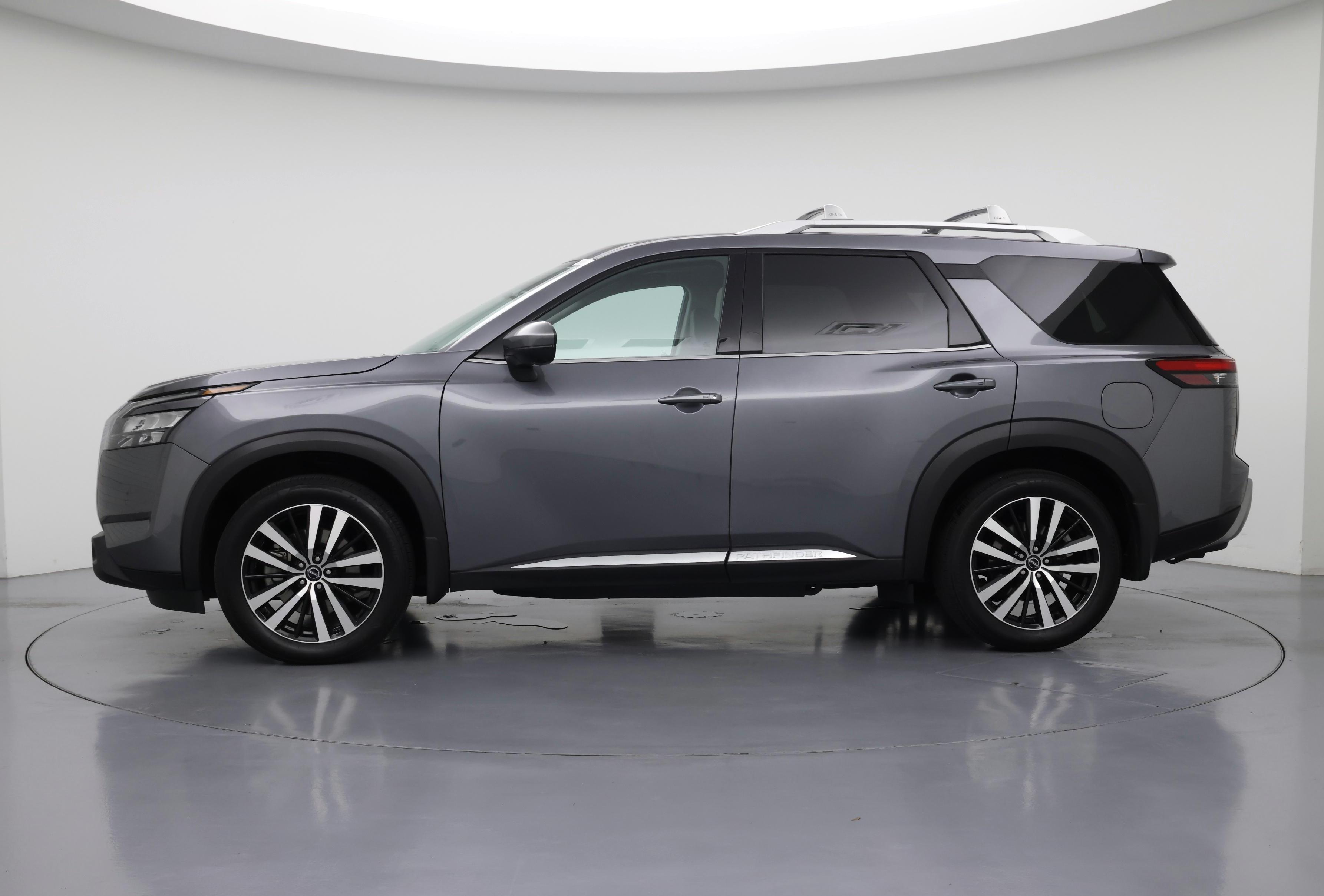 Thumbnail: 2025 Nissan Pathfinder - 3