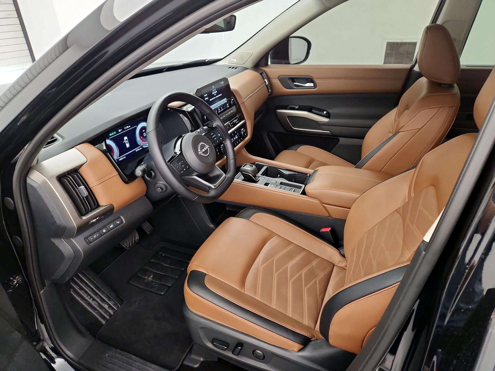 Thumbnail: 2025 Nissan Pathfinder - 11
