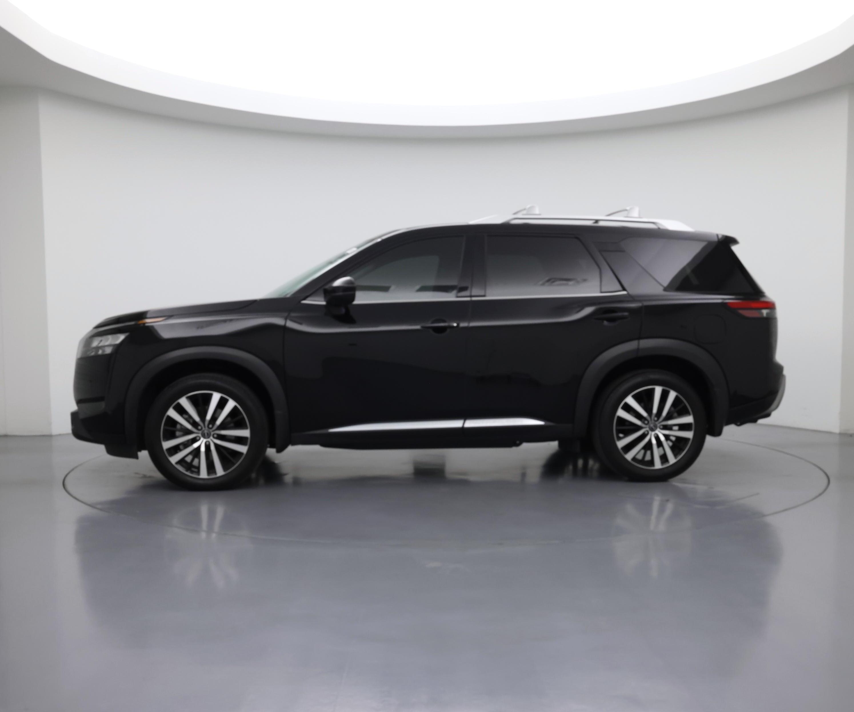 Thumbnail: 2025 Nissan Pathfinder - 3