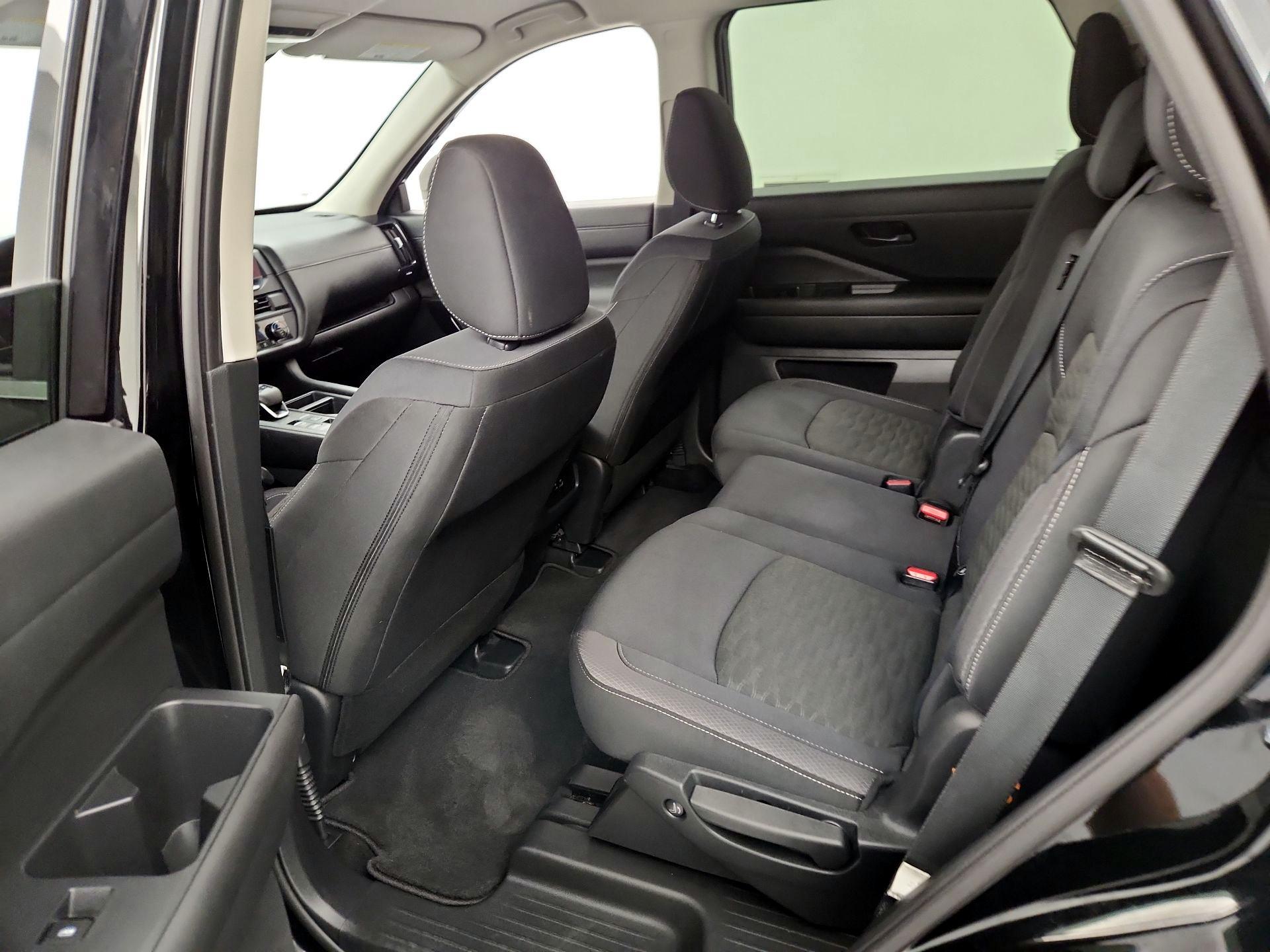 Thumbnail: 2025 Nissan Pathfinder - 19