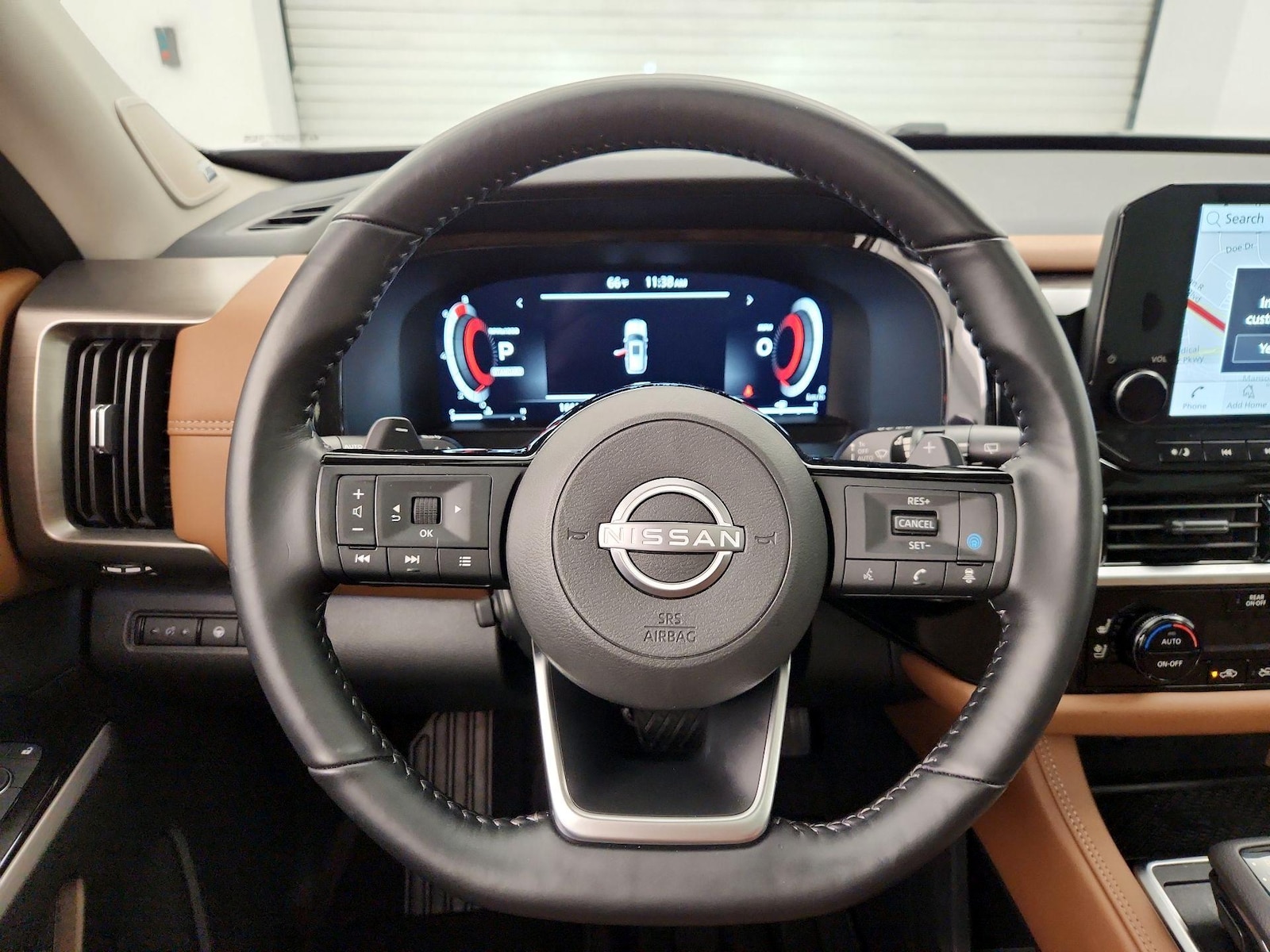 2025 Nissan Pathfinder Platinum - Photo 11