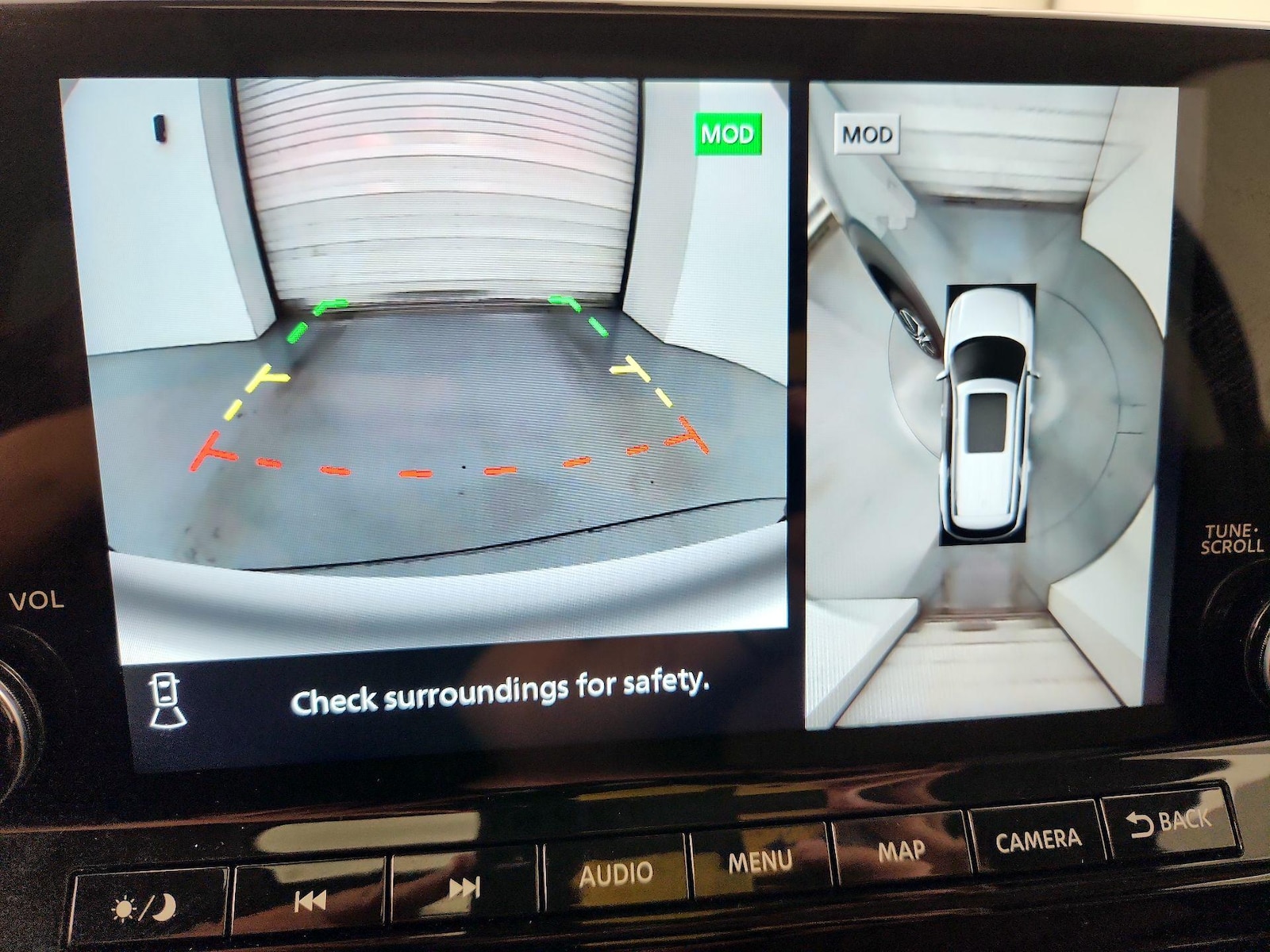 2025 Nissan Pathfinder Platinum - Photo 15