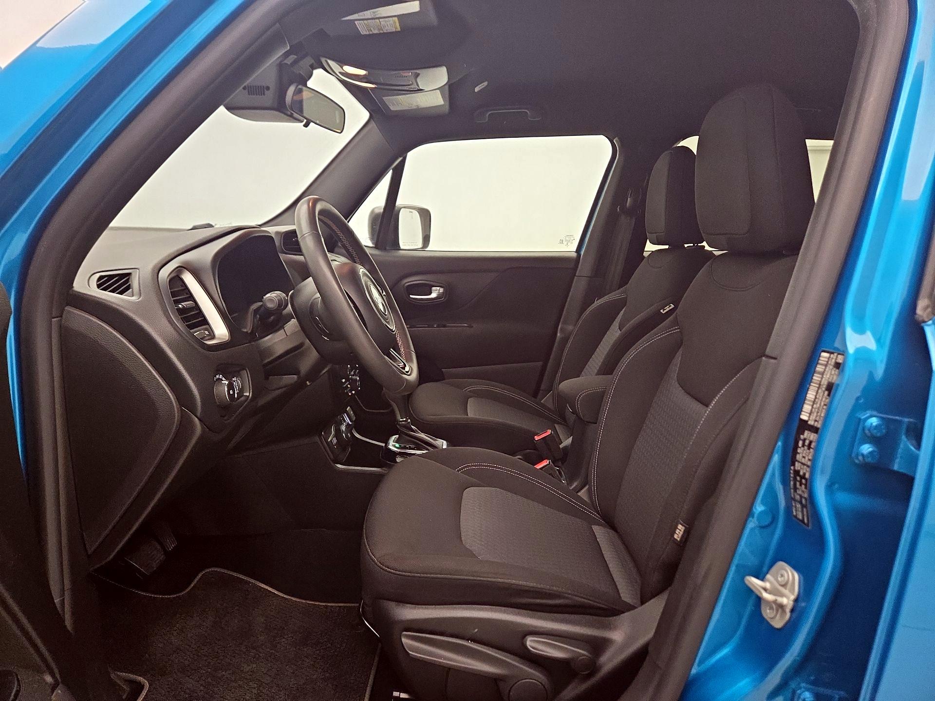 Thumbnail: 2021 Jeep Renegade - 11