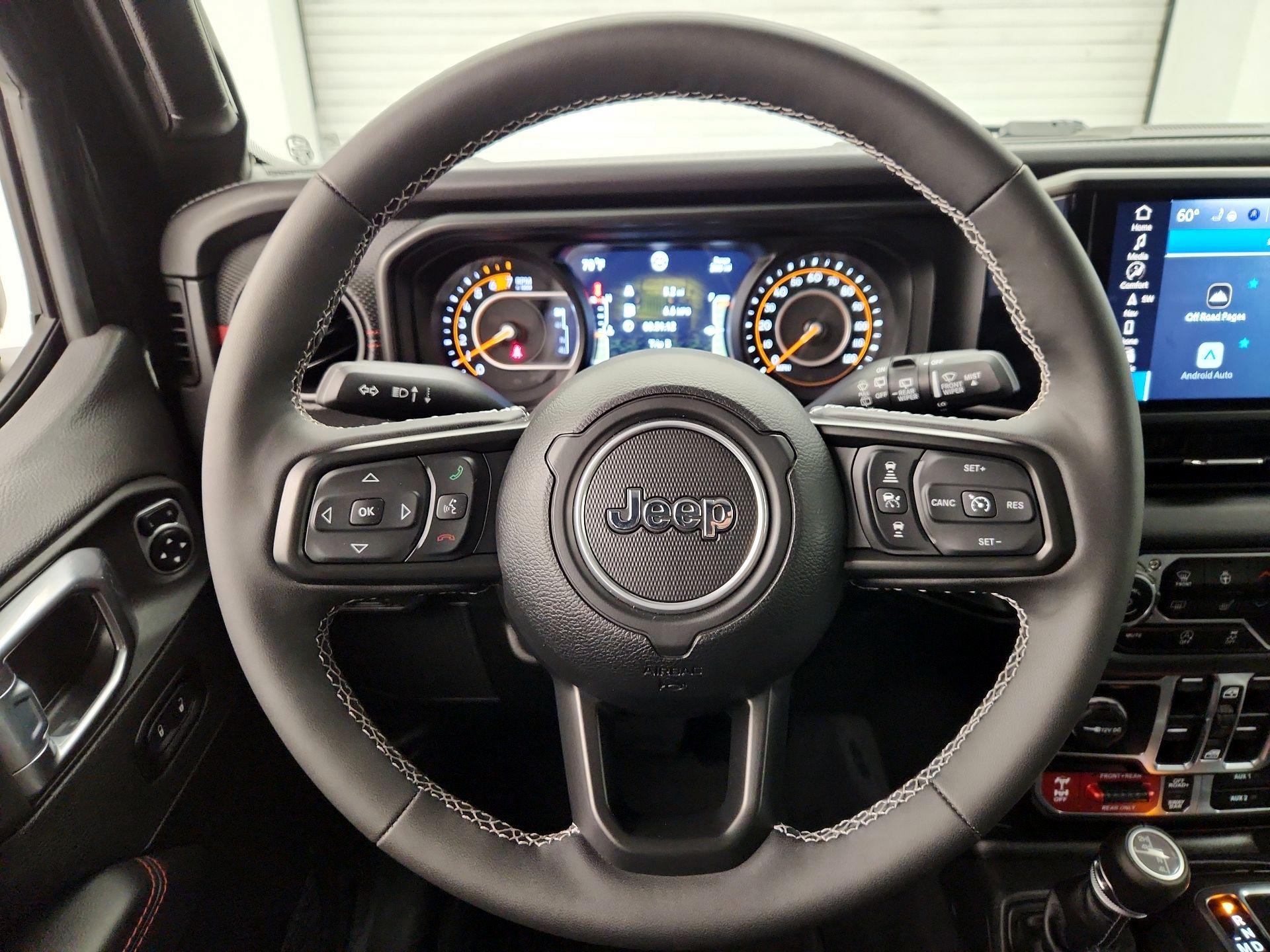 Thumbnail: 2025 Jeep Wrangler - 10