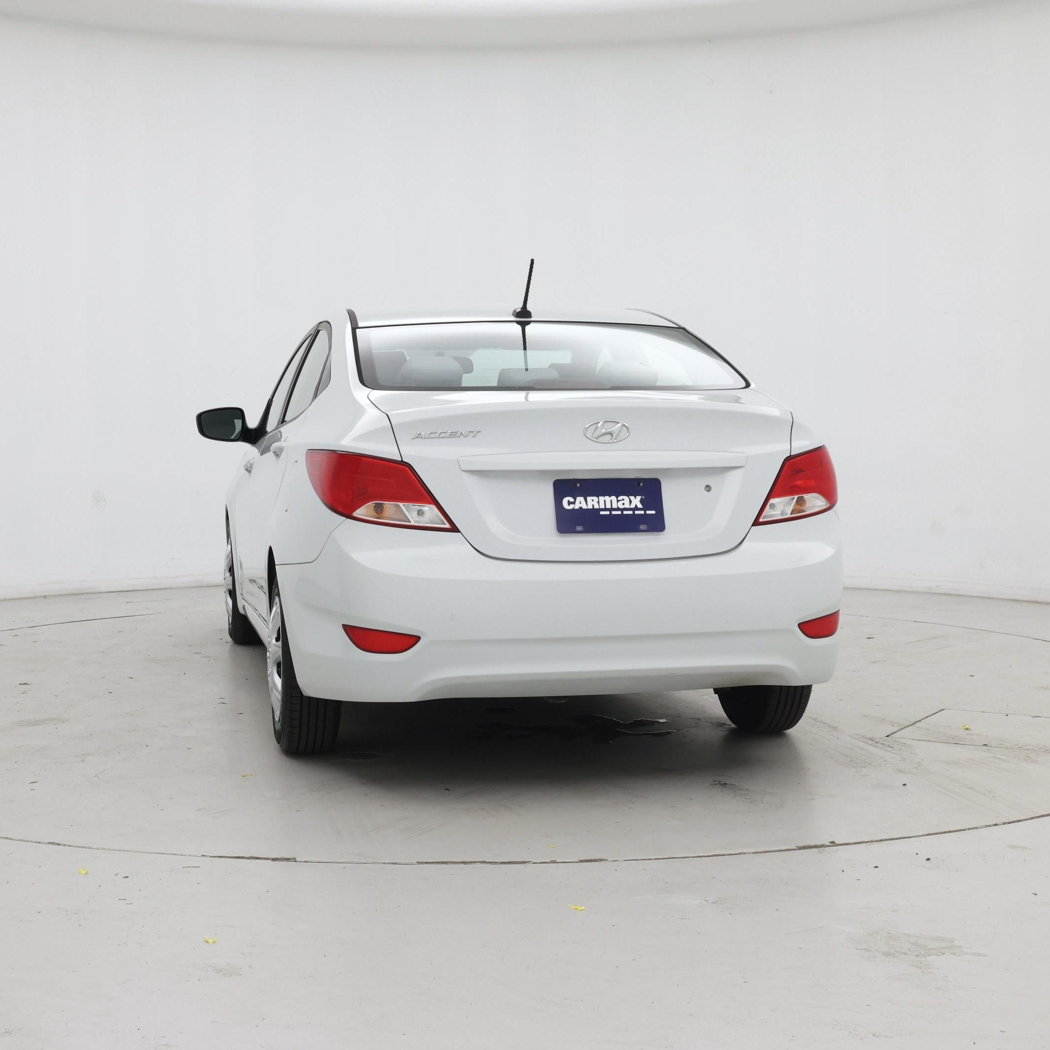 Thumbnail: 2017 Hyundai Accent - 4
