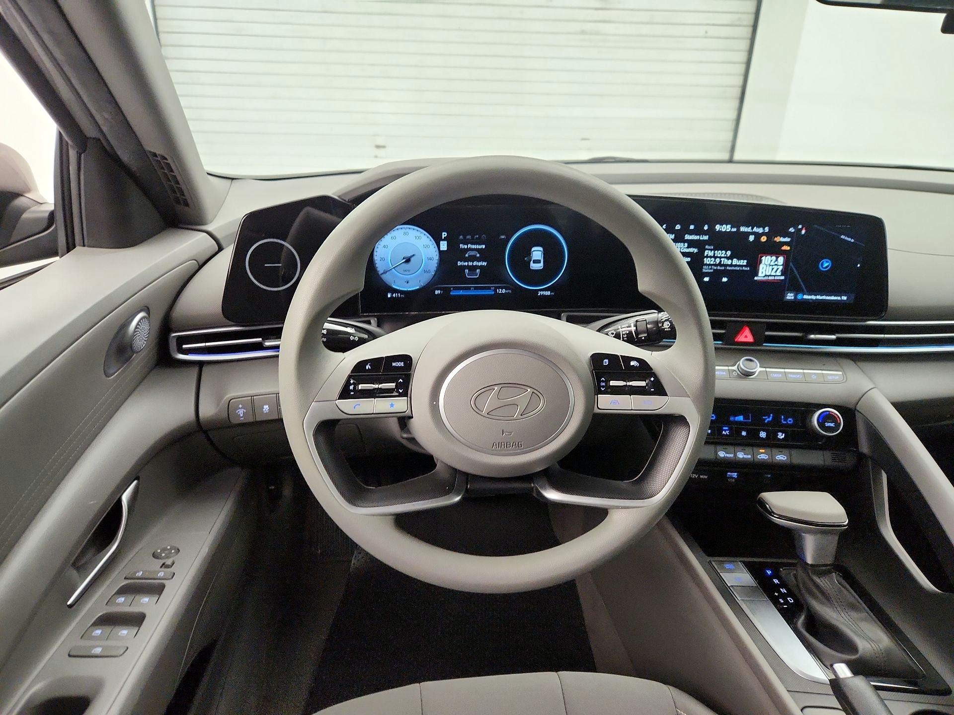 Thumbnail: 2024 Hyundai Elantra - 10
