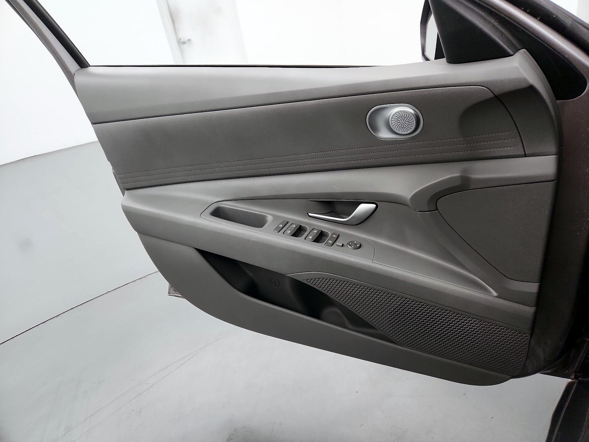 Thumbnail: 2024 Hyundai Elantra - 12