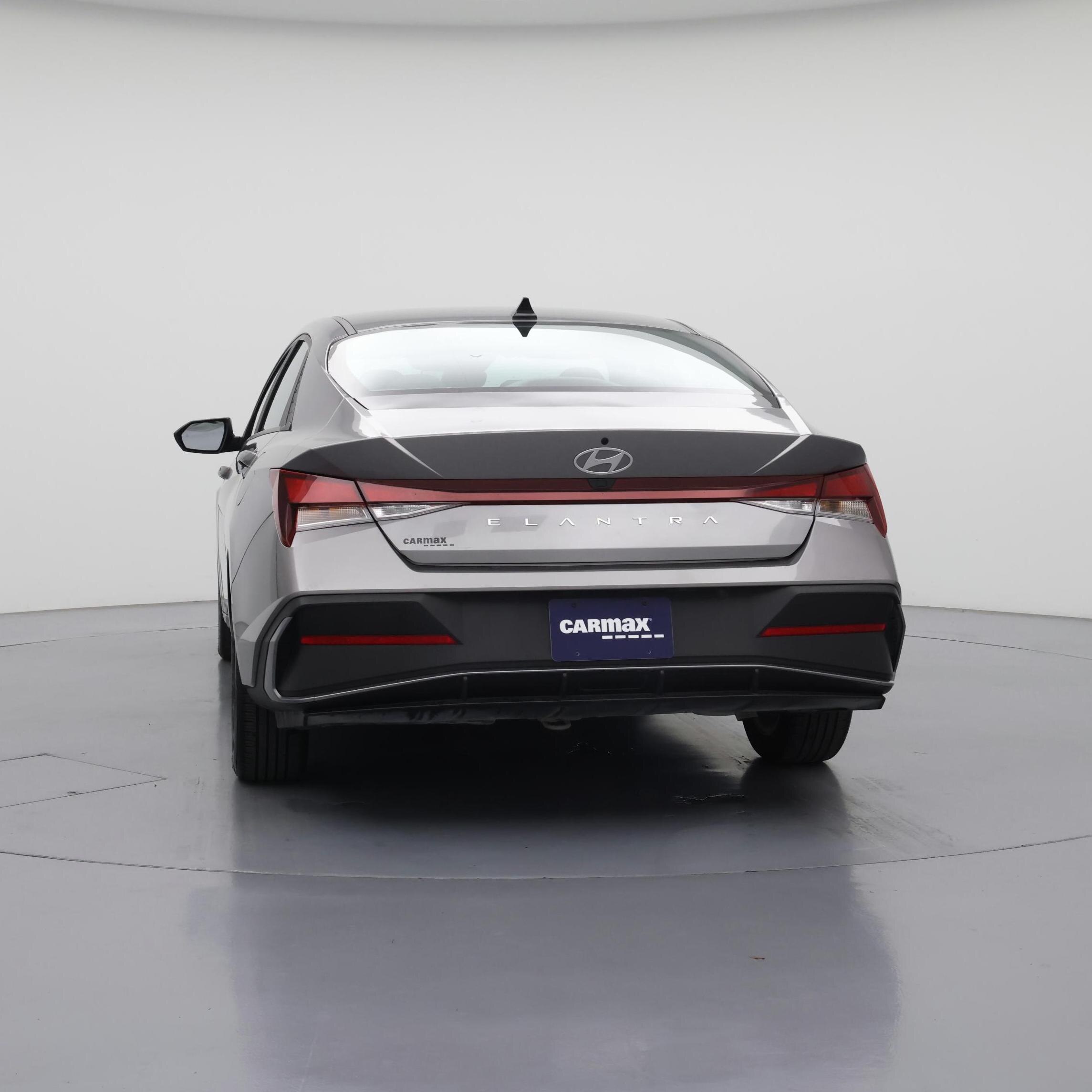 Thumbnail: 2024 Hyundai Elantra - 6