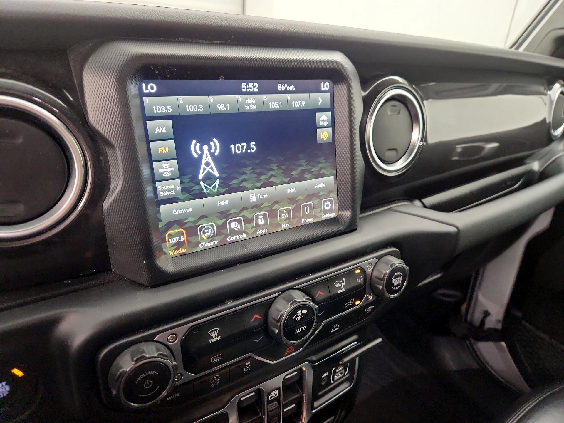 Thumbnail: 2022 Jeep Wrangler - 16