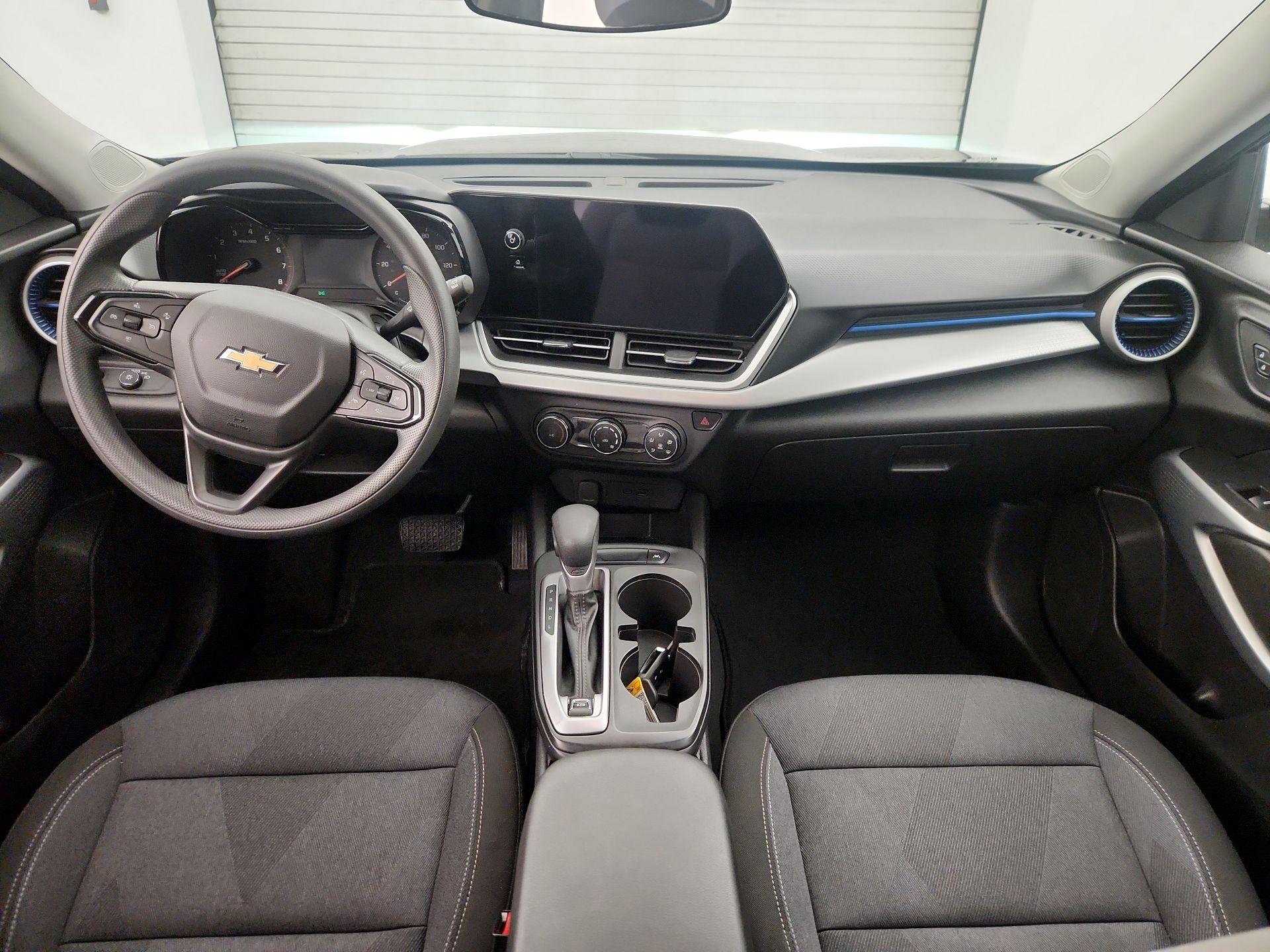 Thumbnail: 2024 Chevrolet Trax - 9