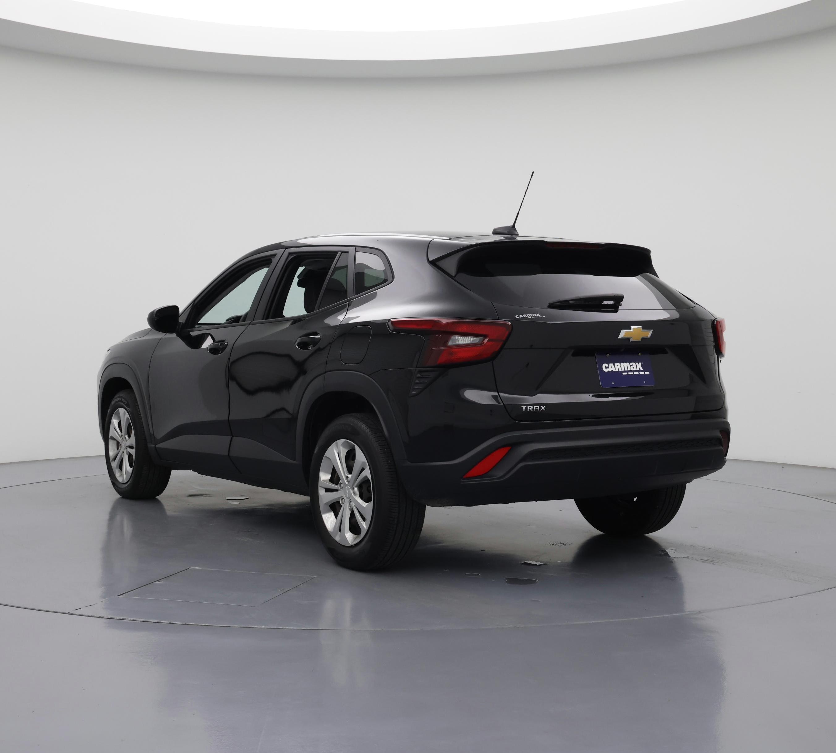 Thumbnail: 2024 Chevrolet Trax - 2