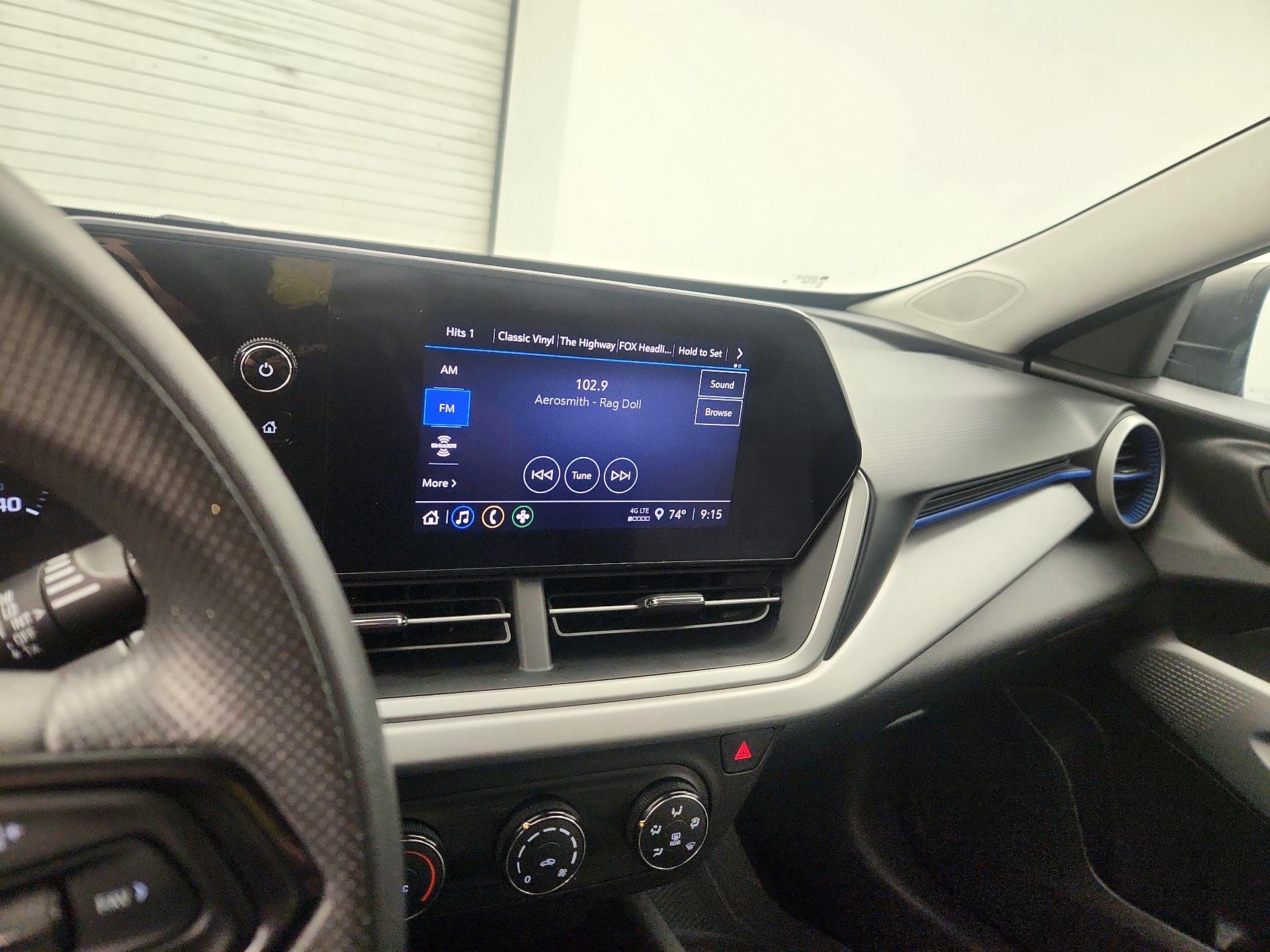 Thumbnail: 2024 Chevrolet Trax - 15