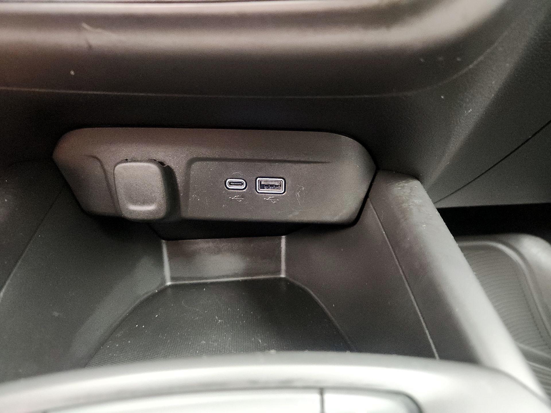 Thumbnail: 2024 Chevrolet Trax - 18