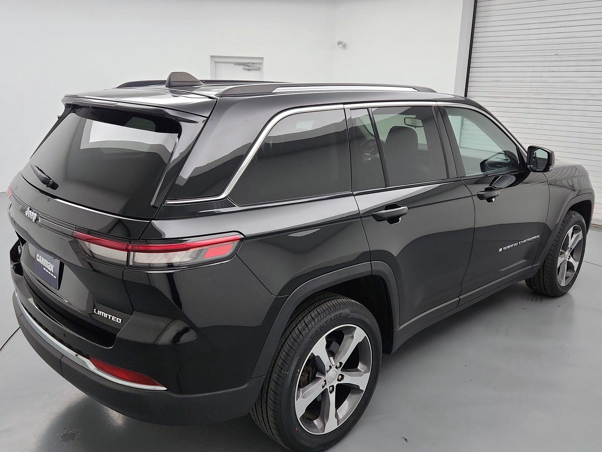 Thumbnail: 2023 Jeep Grand Cherokee - 5