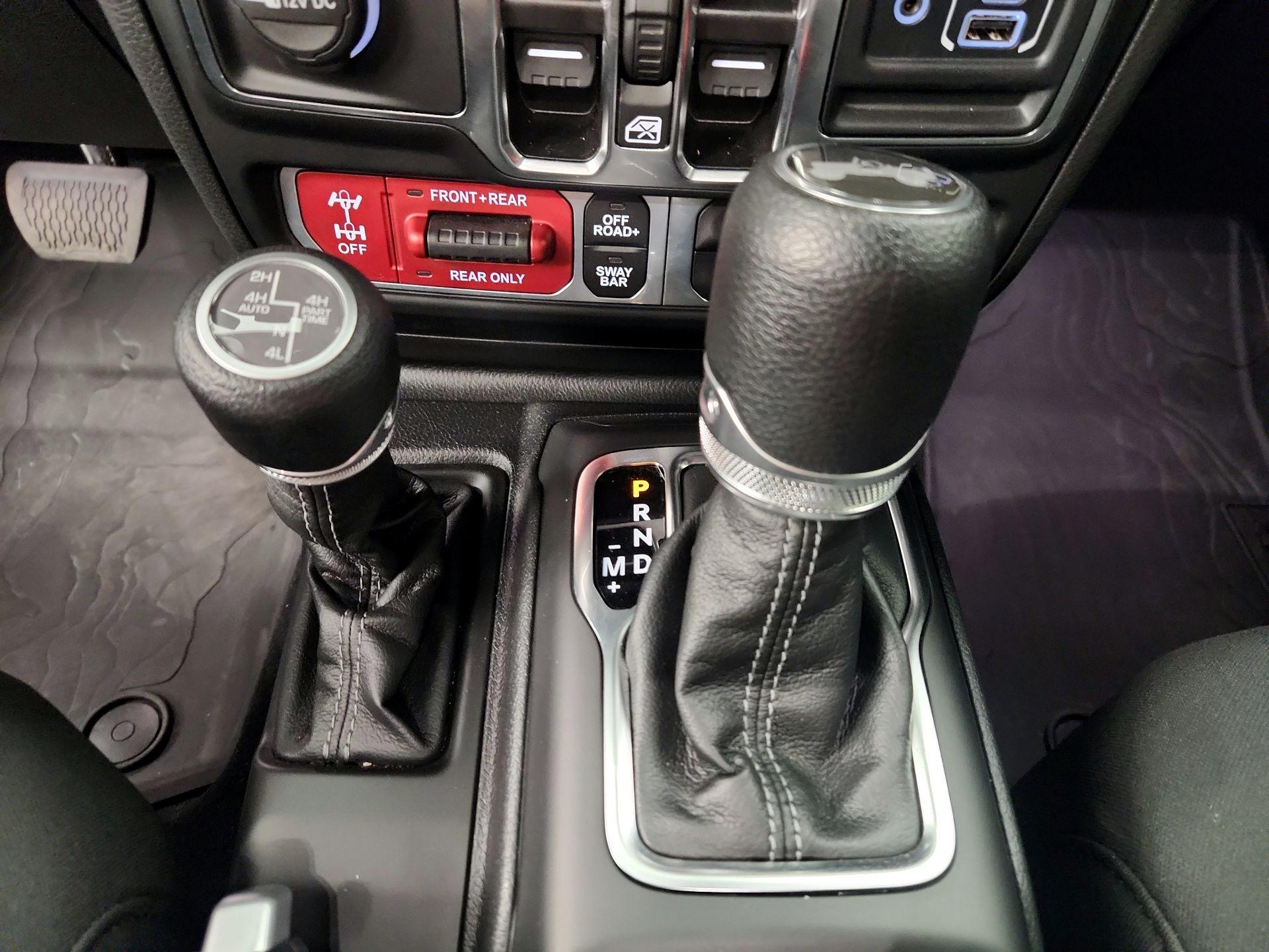 Thumbnail: 2024 Jeep Wrangler - 18